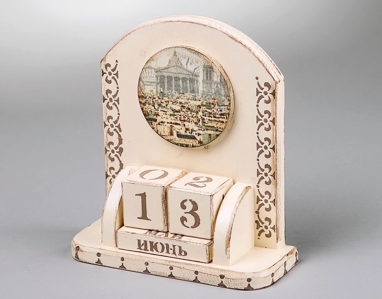Вечный календарь из кубиков Париж, декупаж фото 1