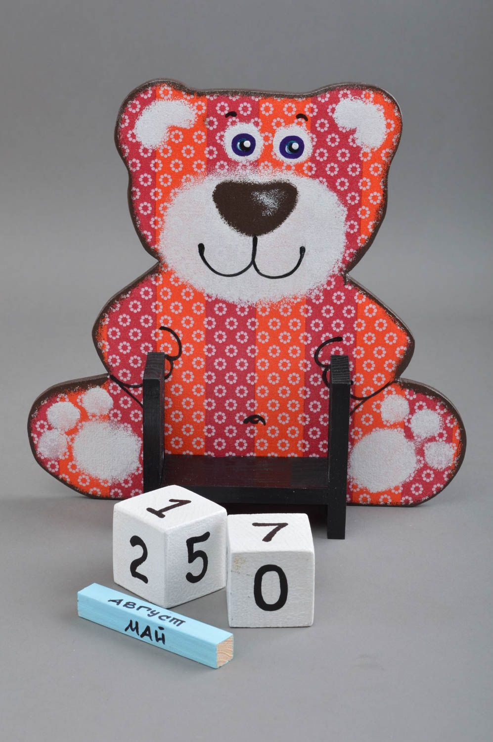 Greller Holz Tischkalender für Kinder in Form von Bären für 4 Monate handmade foto 3