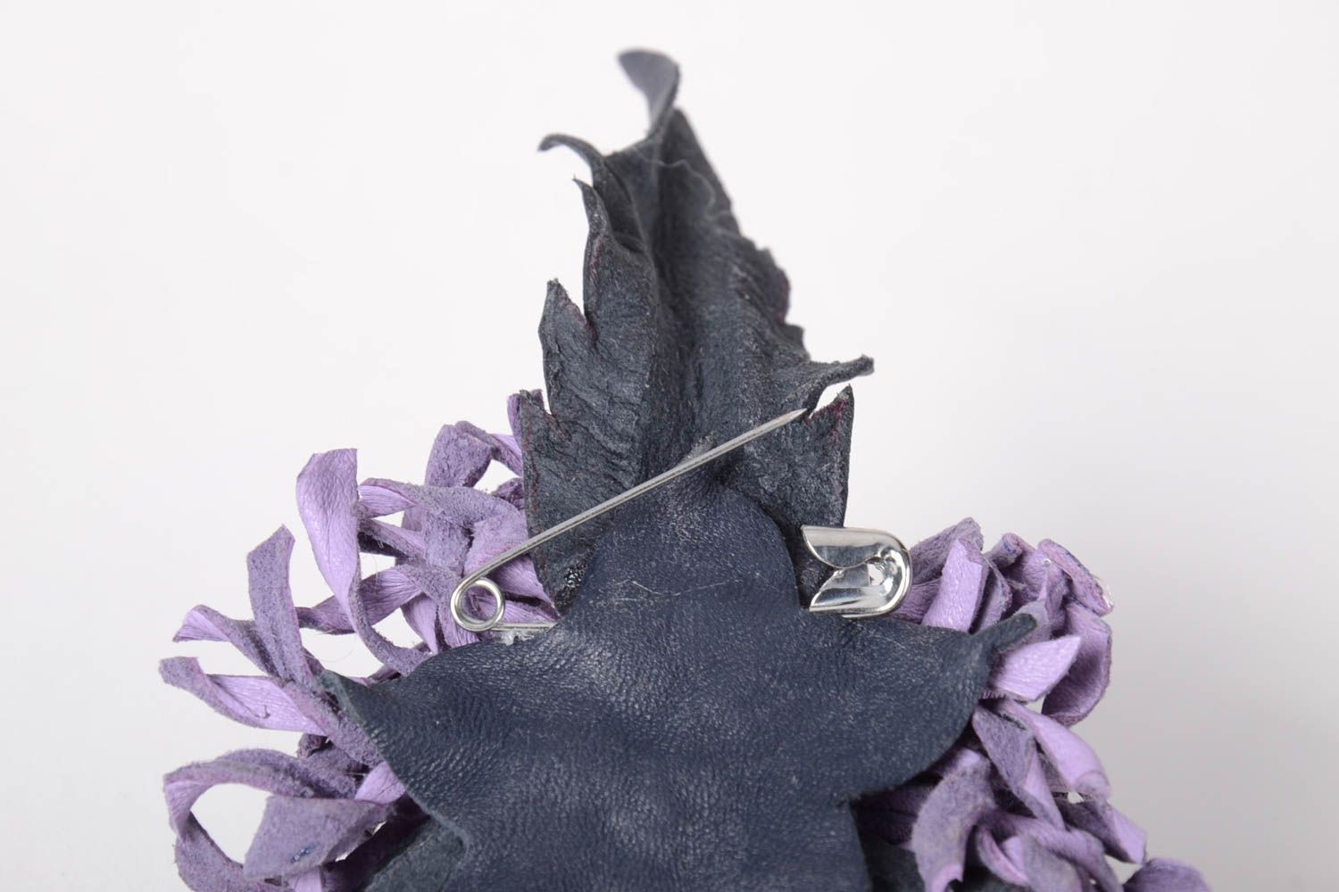 Брошь ручной работы брошь из кожи авторская бижутерия брошь-цветок астра фото 3