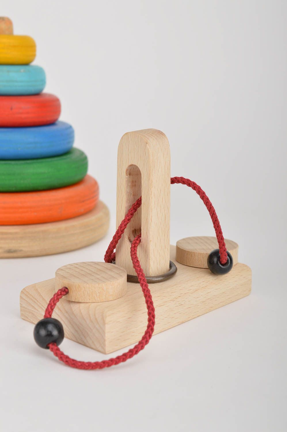 Игрушка ручной работы кольцо-головоломка игрушка из дерева от 3 лет развивающая фото 1