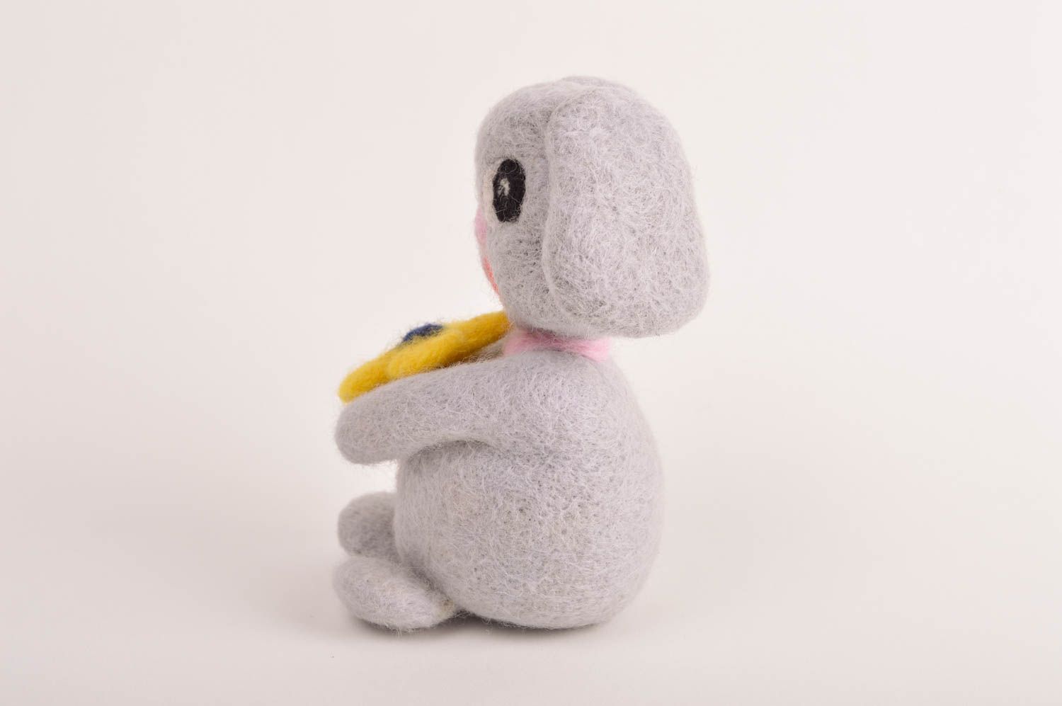 Gefilzte Figur handgefertigt Hase Spielzeug originelles Geschenk weich foto 3