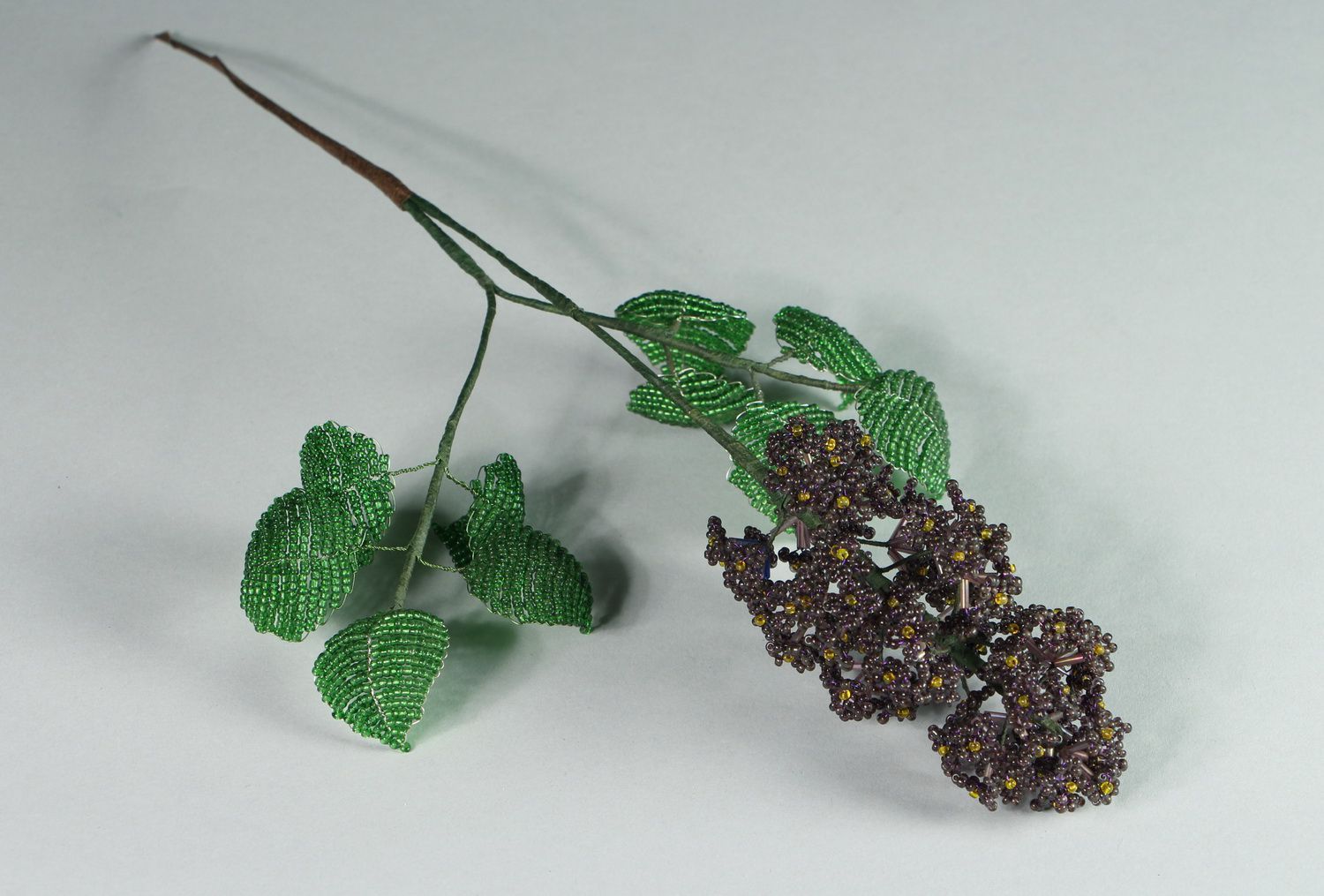Lilas artificiel décoratif en perles de rocailles  photo 1
