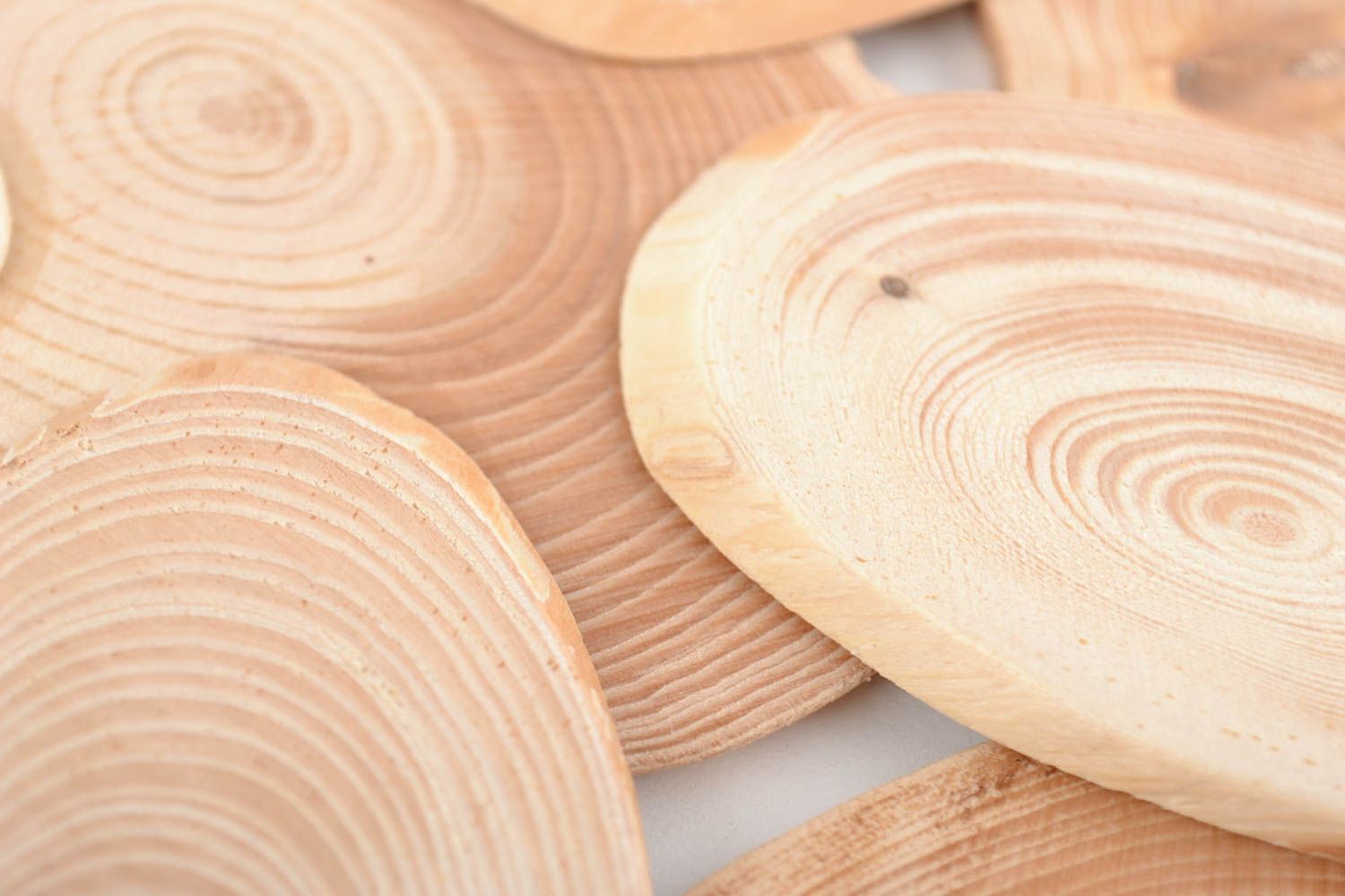 Dessous-de-plat en bois de pin fait main original pour casseroles et poêles photo 4