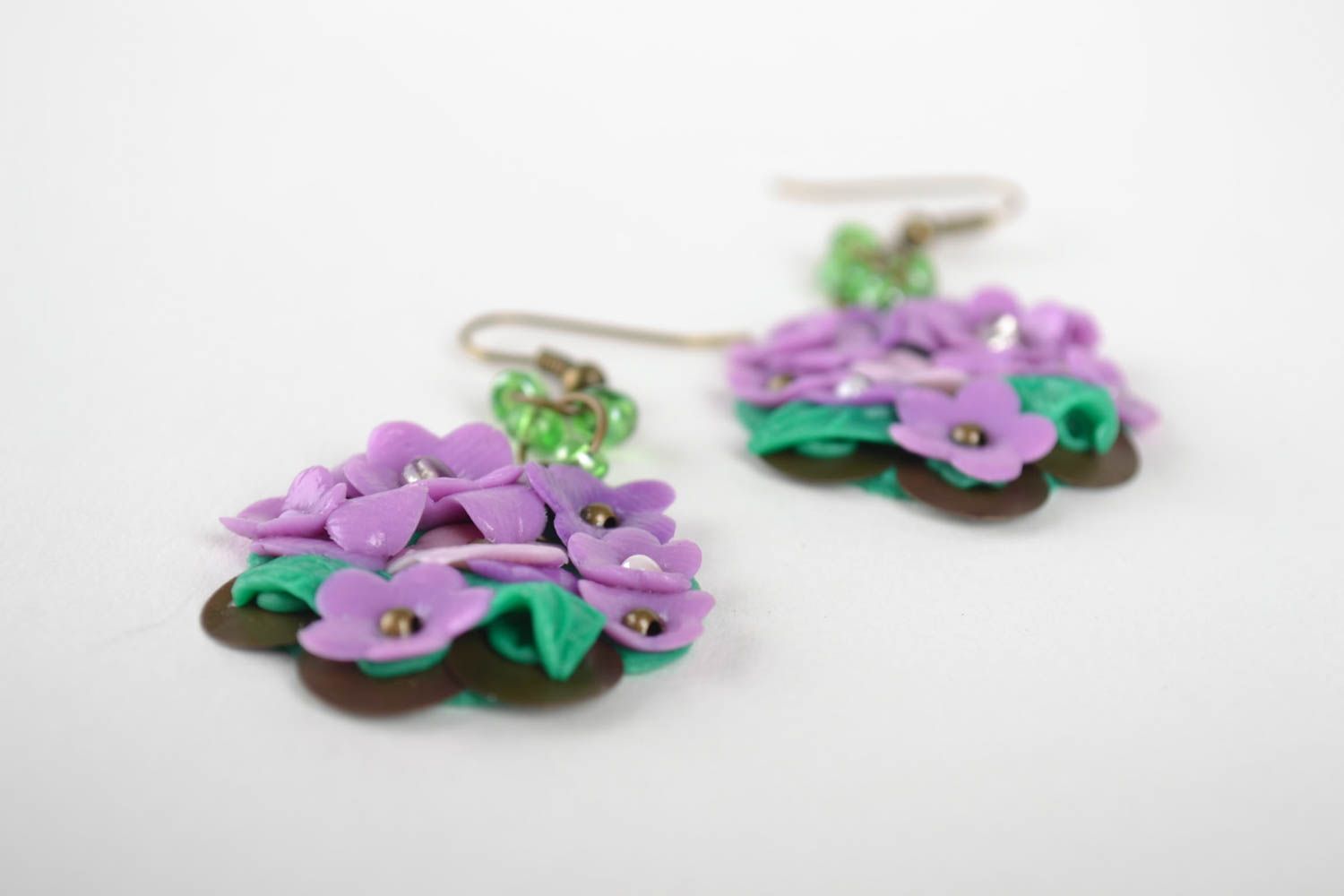 Boucles d'oreilles violettes Bijou fait main florales pâte polymère Cadeau femme photo 3