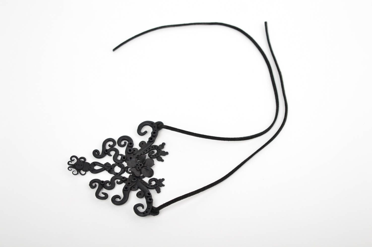 Handmade schwarzer Modeschmuck Anhänger Polymer Schmuck Accessoire für Frauen  foto 4