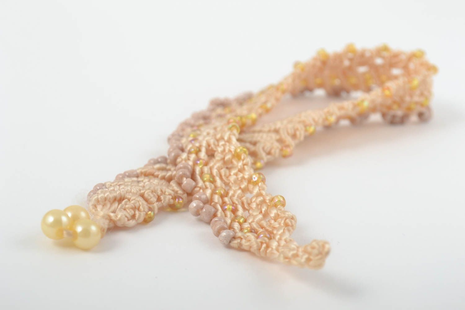 Stylish handmade woven thread necklace macrame necklace beadwork ideas photo 3