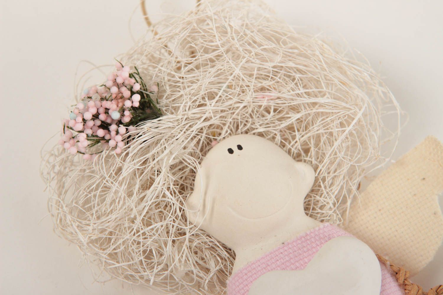 Handmade Designer Puppe Geschenkidee für Freundin Deko zum Hängen im rosa Kleid foto 3