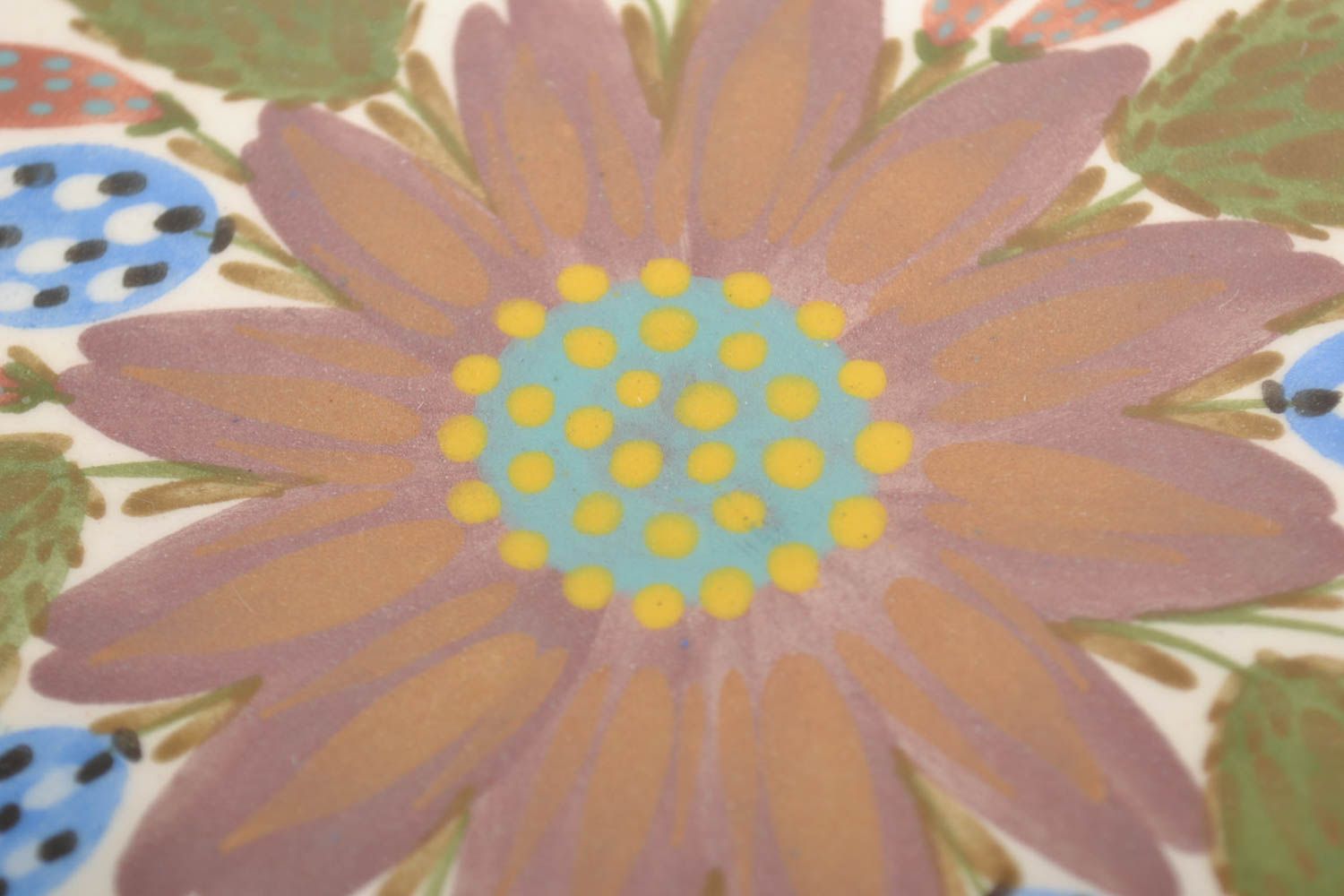 Handmade dekorative Wandplatte aus Ton quadratisch mit Bemalung mit Blumenmuster foto 3
