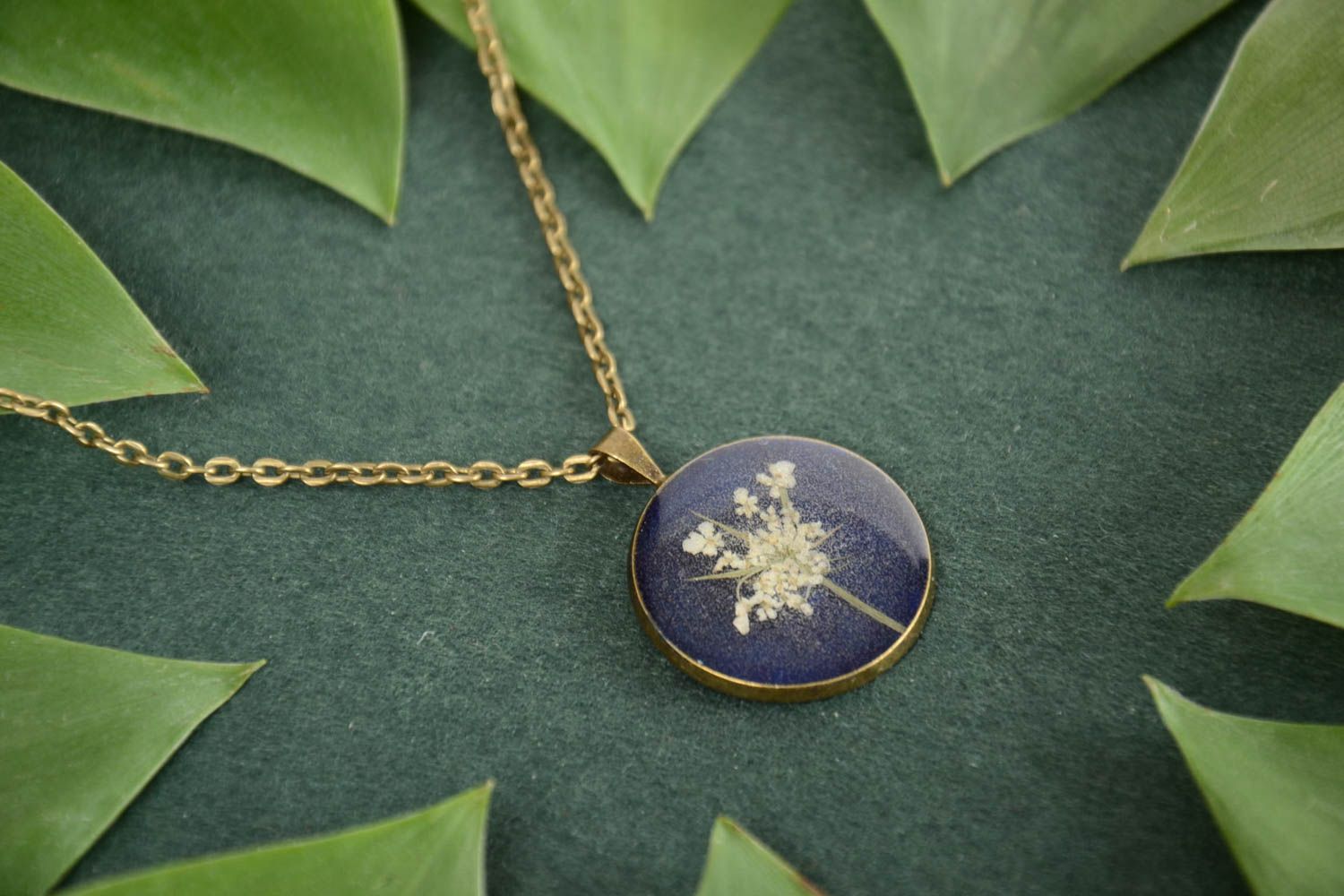 Women's handmade designer round botanical neck pendant with real flowers photo 1