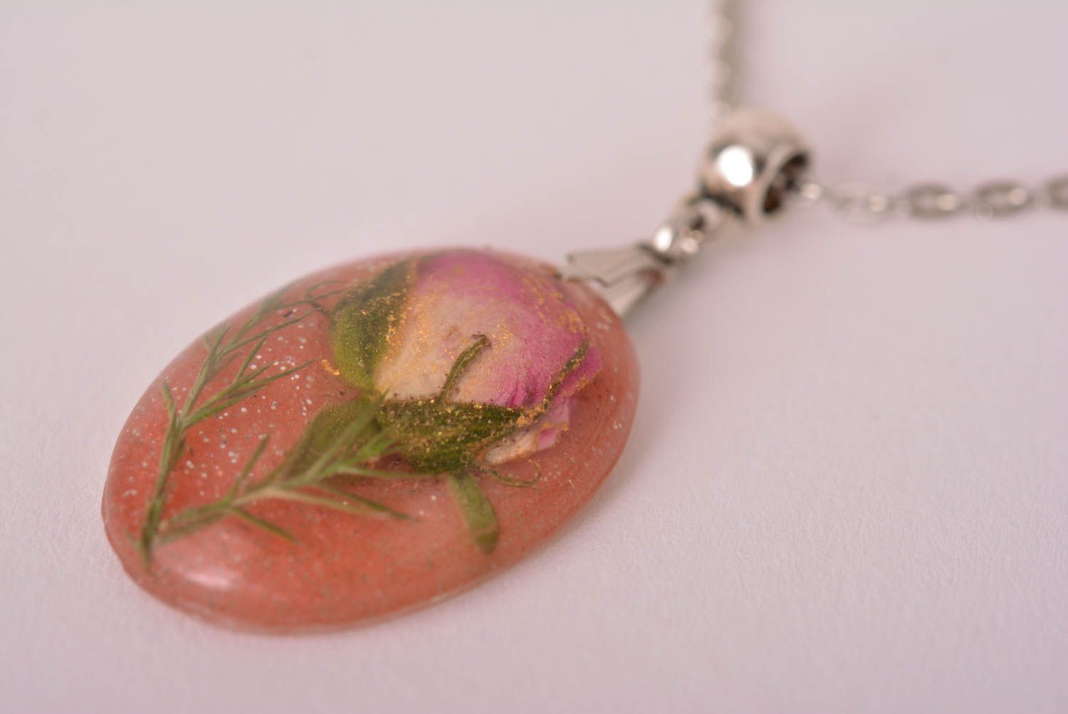 Stylish handmade flower pendant epoxy resin pendant with real flowers gift idea photo 4