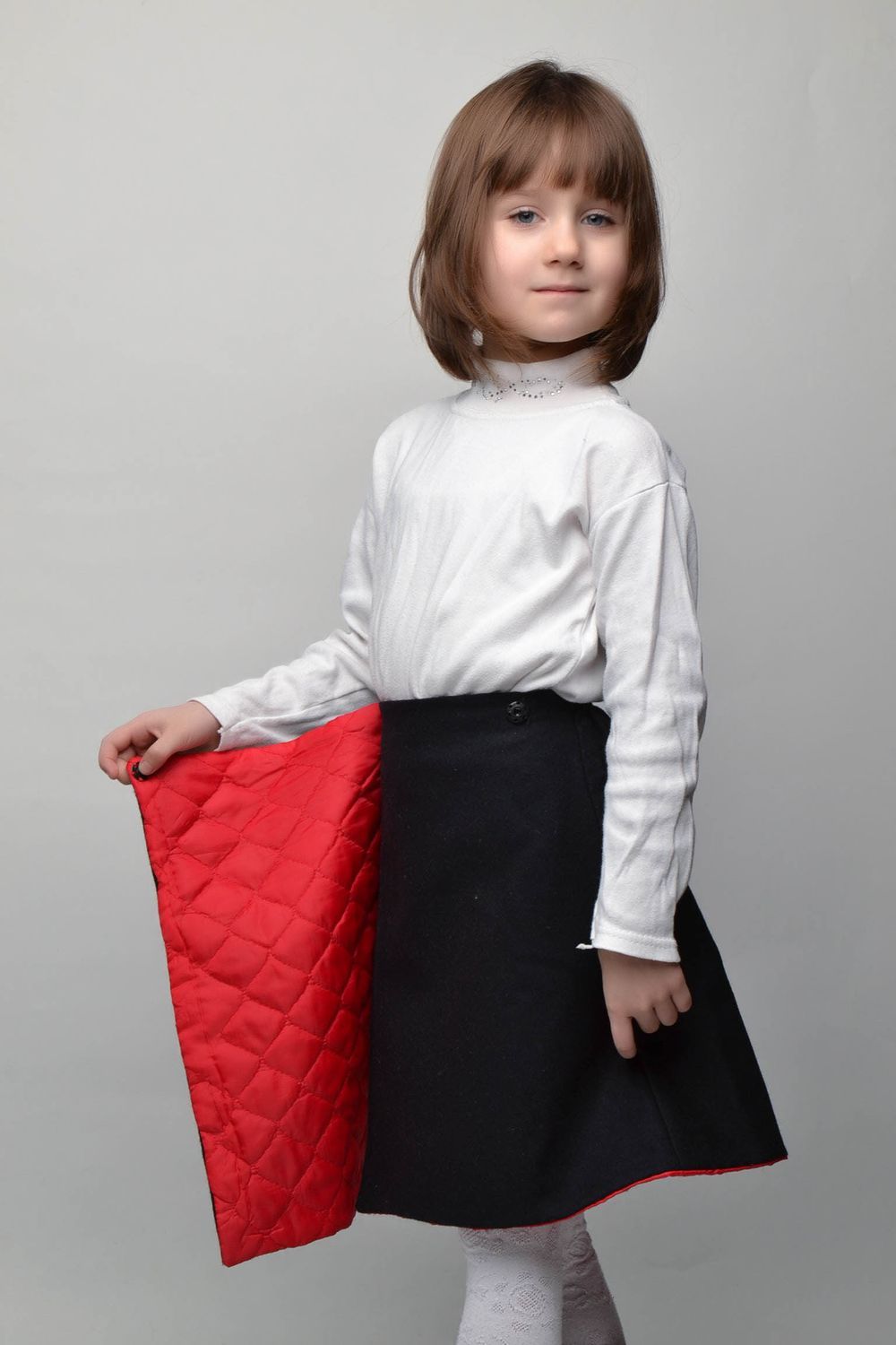 Children's wool skirt with embroidery photo 4