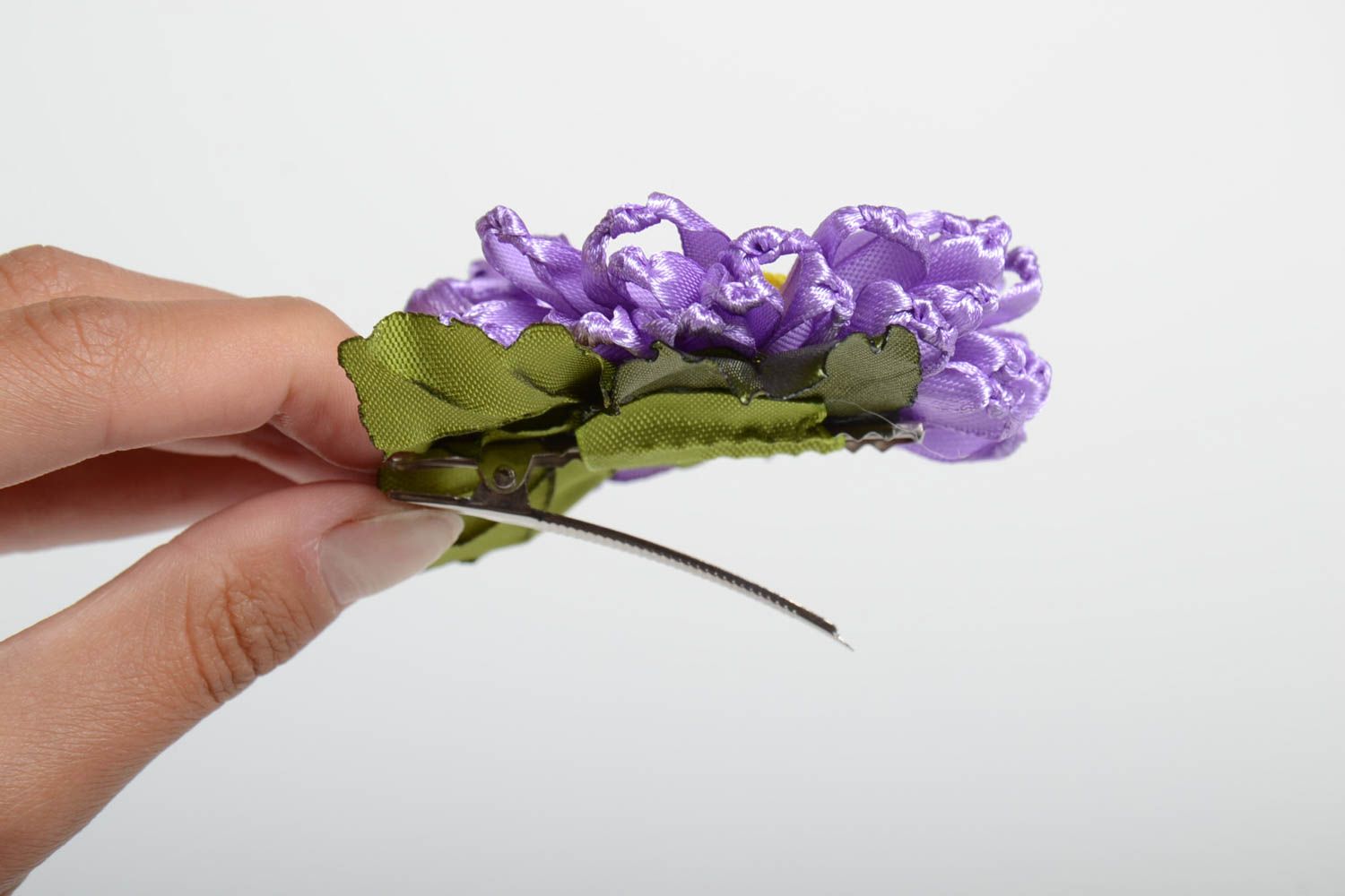 Barrette fleur faite main Accessoire cheveux mauve en rubans Cadeau femme photo 5