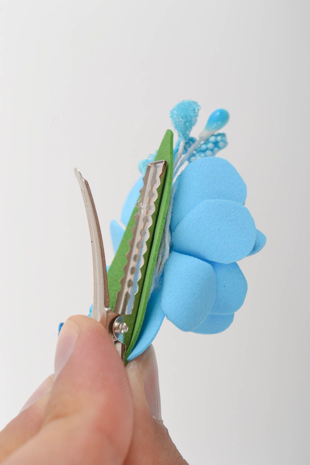 Barrette à cheveux fleur faite main en foamiran bleue belle originale petite photo 5