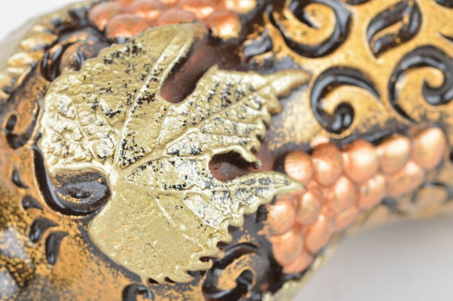Cloche à vent en céramique peinte originale belle faite main Grappe d'or photo 4