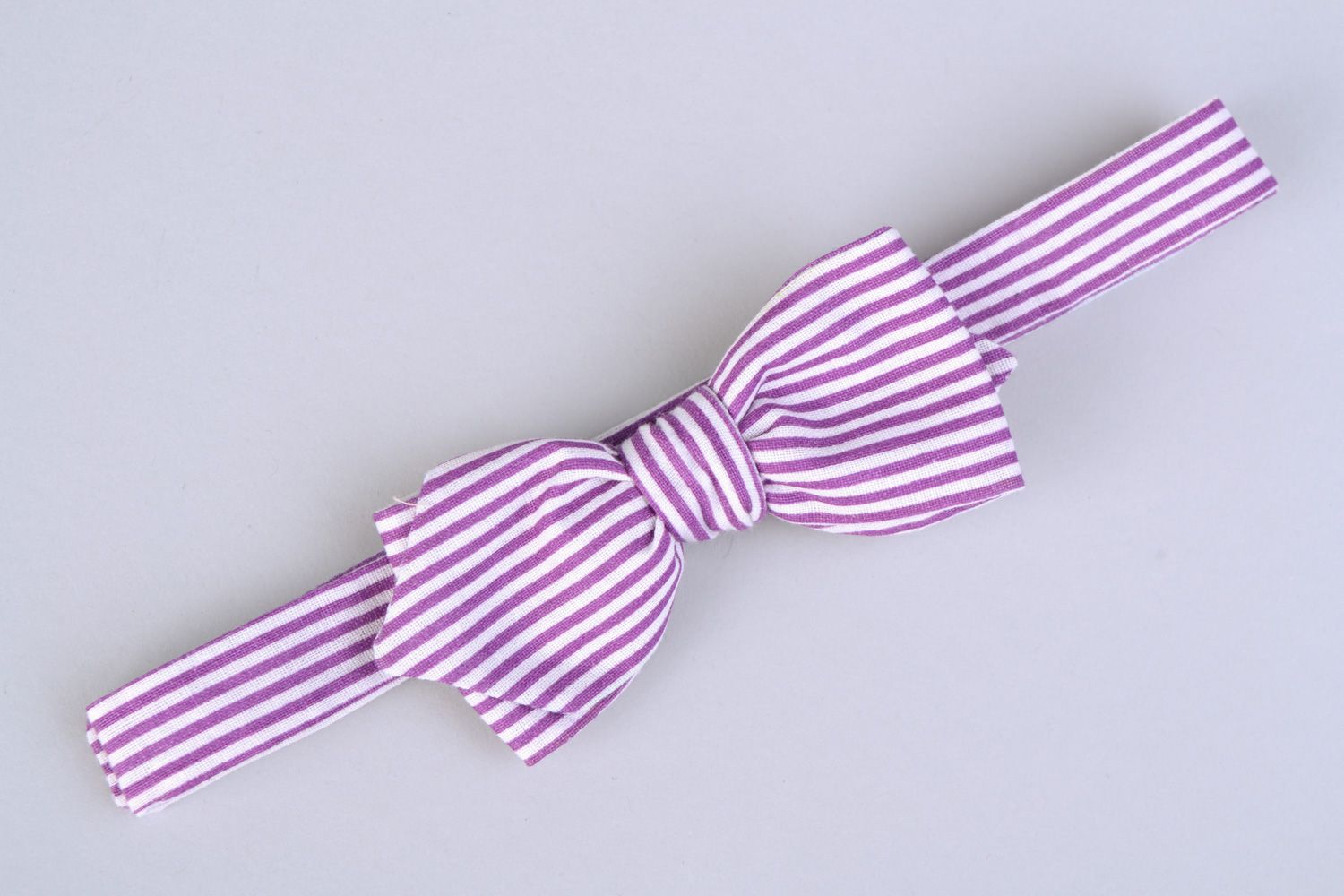 Handmade designer bow tie sewn of striped white and violet cotton fabric for men photo 3