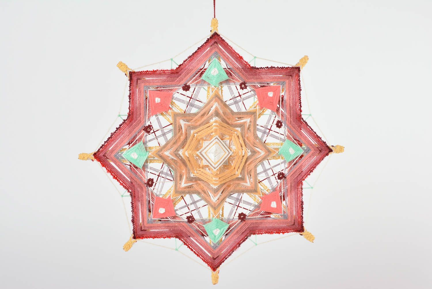 Zartes Wand Mandala handmade Deko Hänger Wohn Accessoire aus Holz grell foto 1