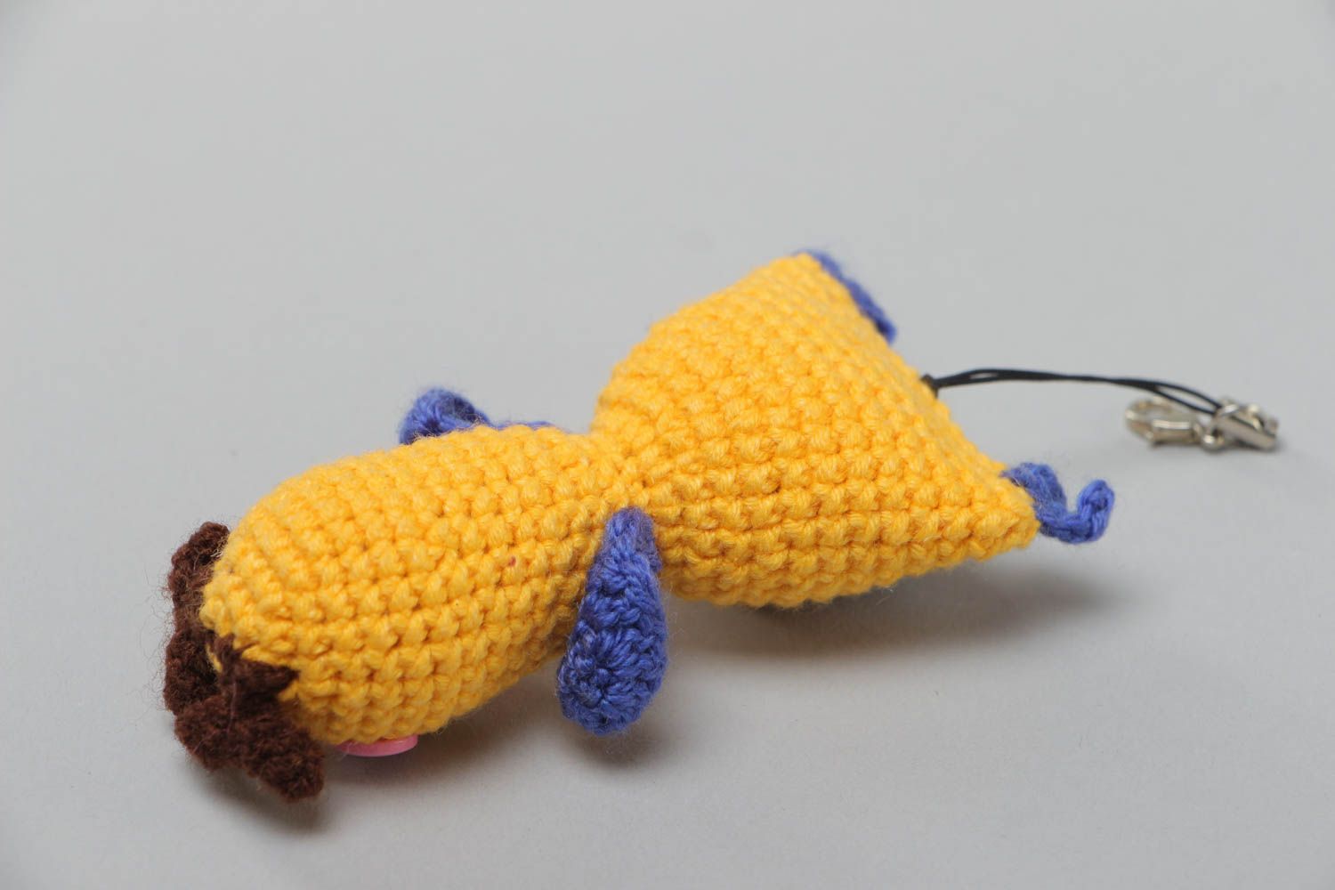 Porte-clés breloque tricoté au crochet en forme de chouette en fils acryliques photo 4