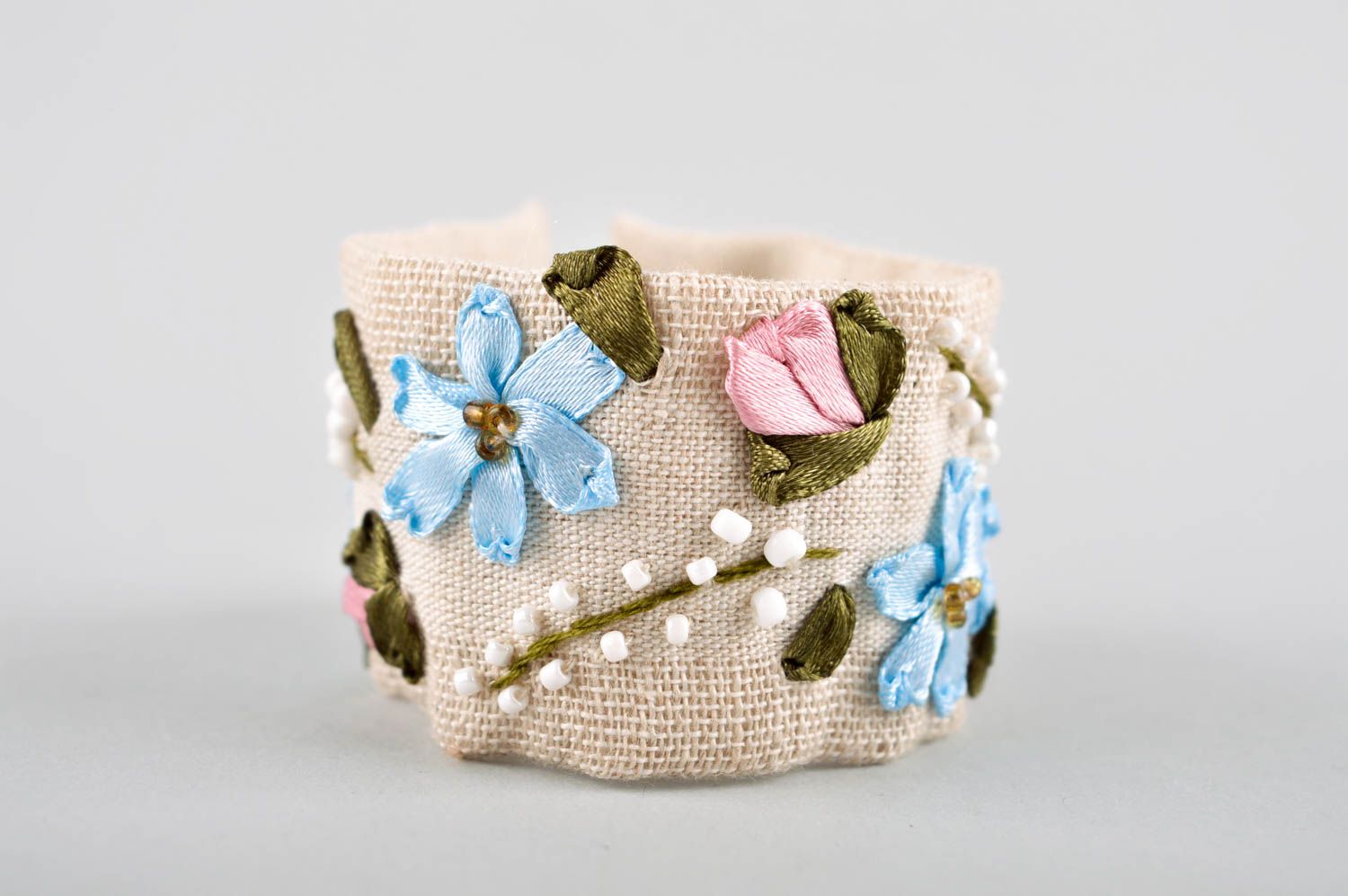 Bracelet textile Bijou fait main brodé de rubans de satin Cadeau pour femme photo 3