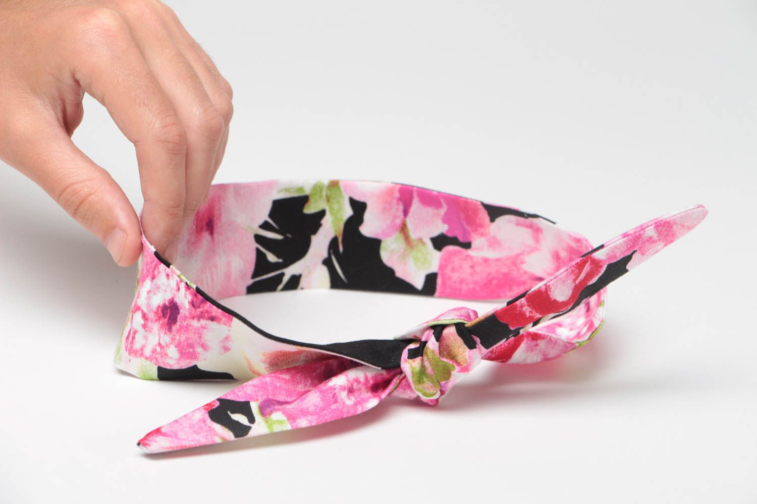 Beautiful handmade cotton fabric headband with bow dark with flowers photo 5