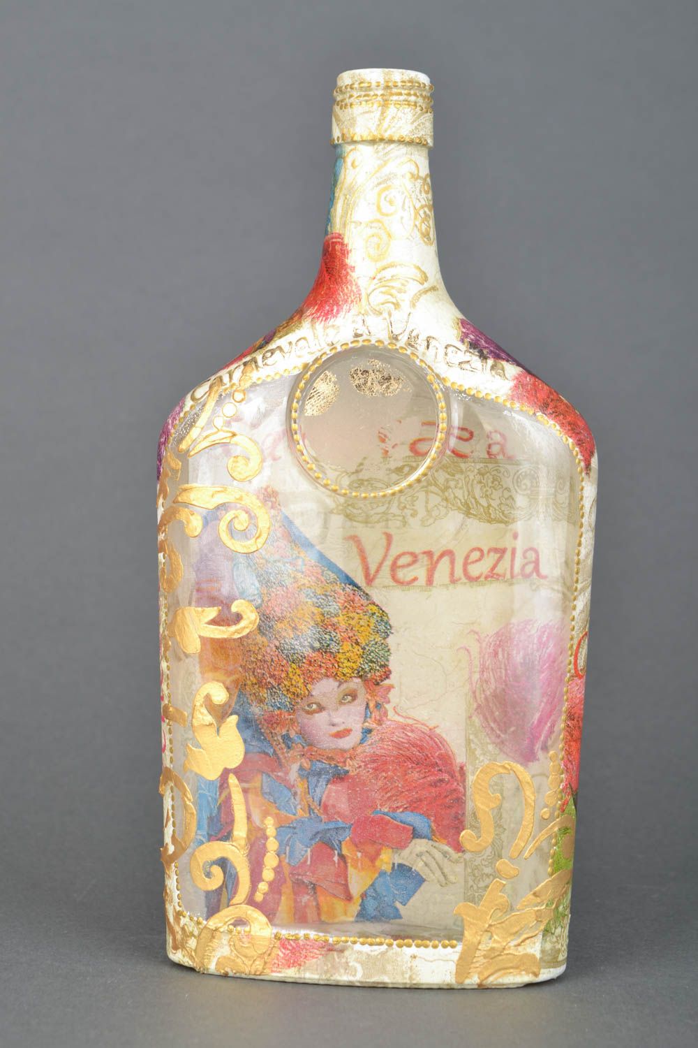 Декоративная бутылка в технике декупаж Венеция фото 1