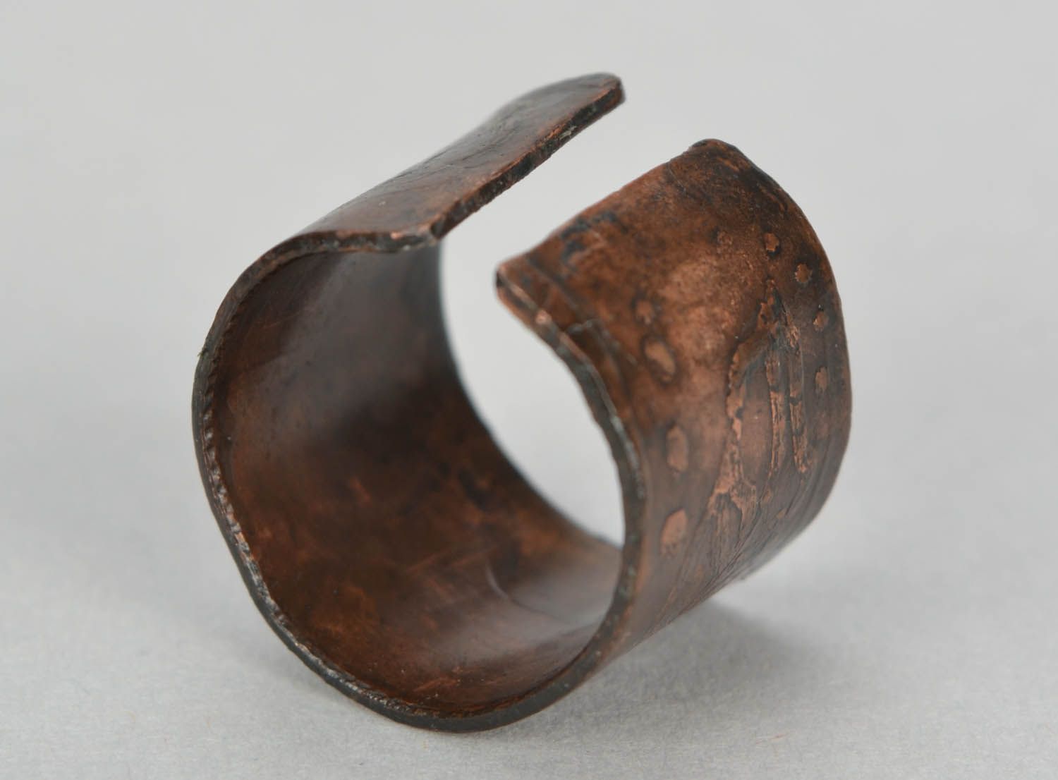 Handgemachter Kupfer Ring mit Ornament foto 5