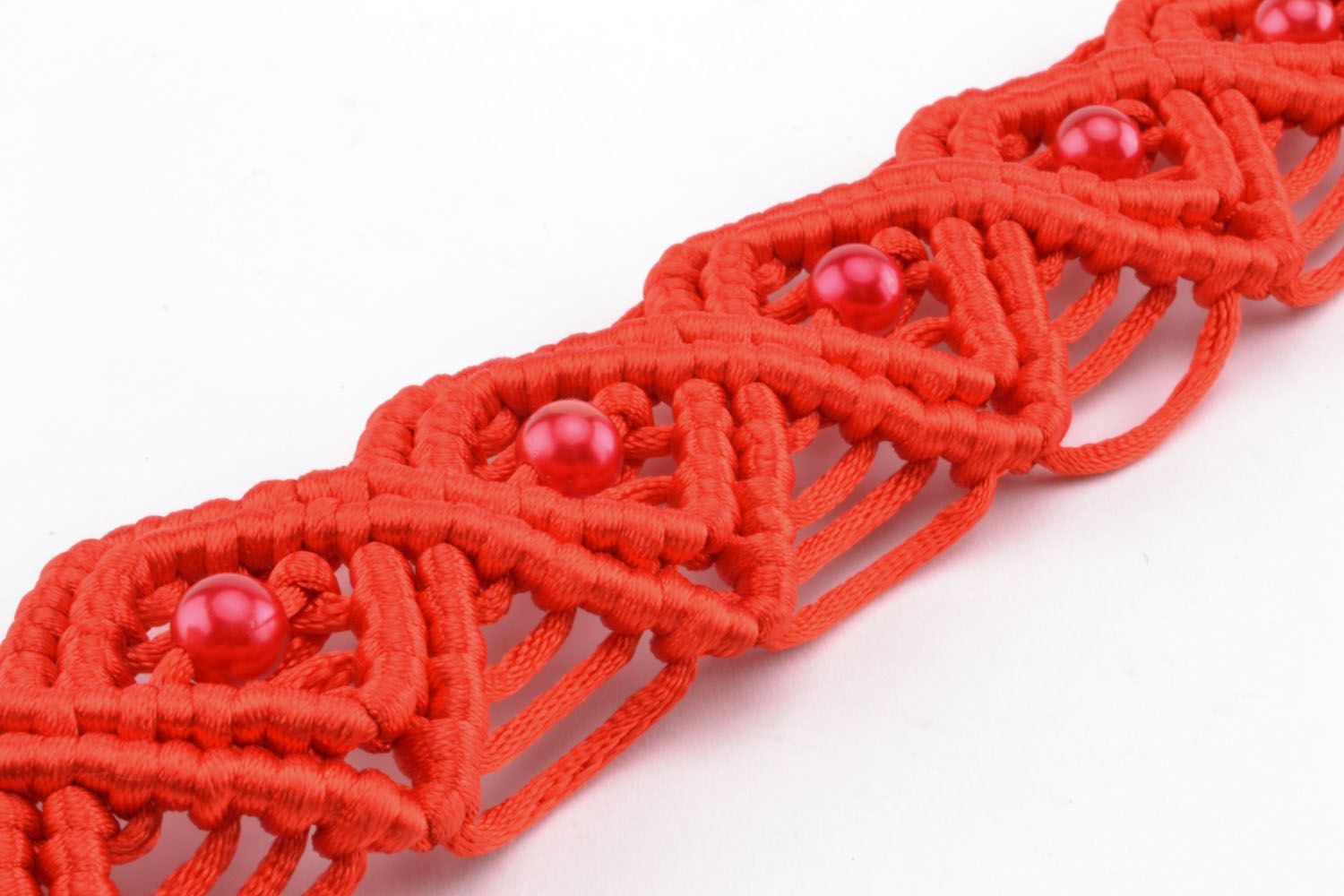 Cintura da donna intrecciata fatta a mano cinghia di fili bella in colore rosso
 foto 2