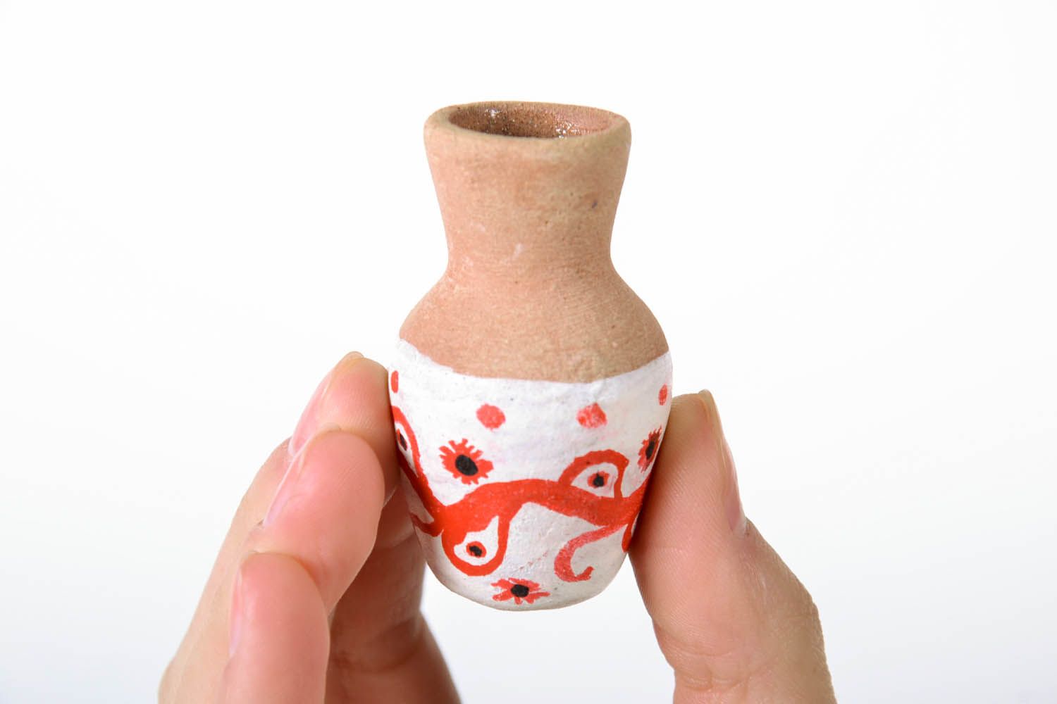 Figurine en céramique en forme de cruche photo 5