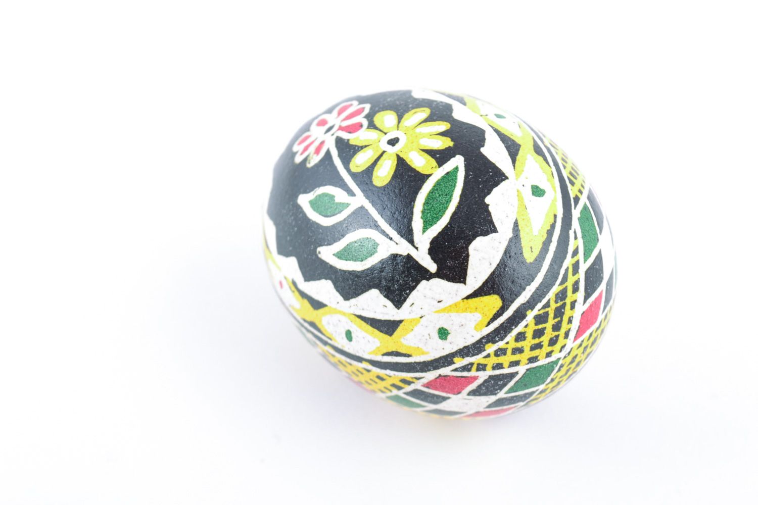 Homemade painted chicken egg with flower pattern for Easter photo 3