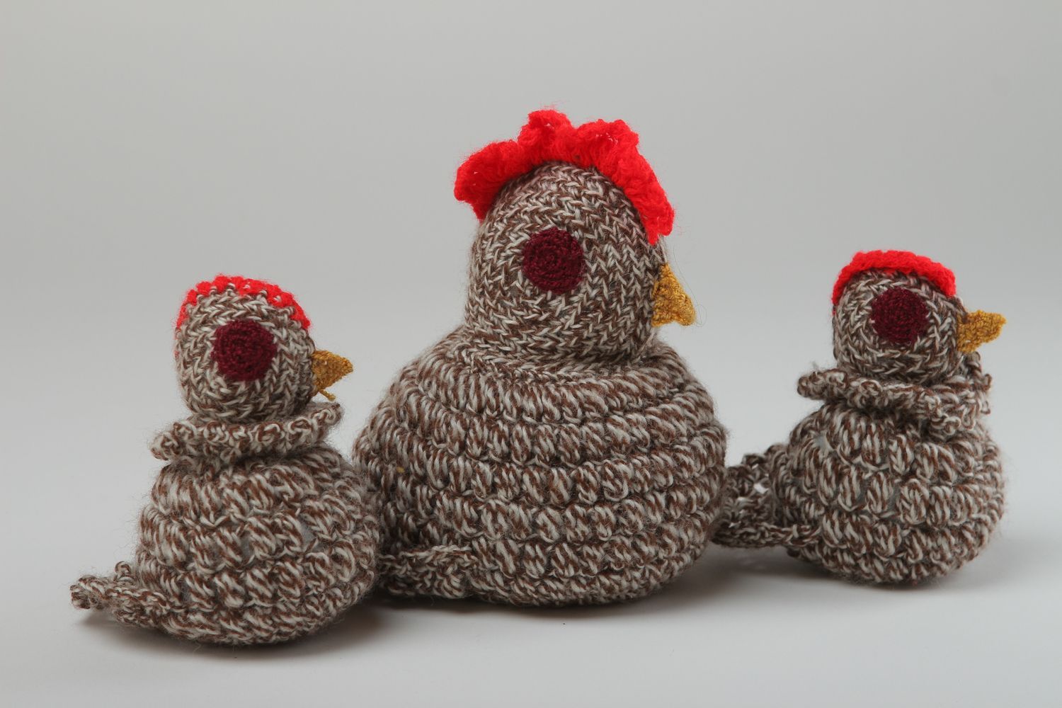 Jouets au crochet fait main Poules décoratives 3 pièces Cadeau pour enfant photo 2