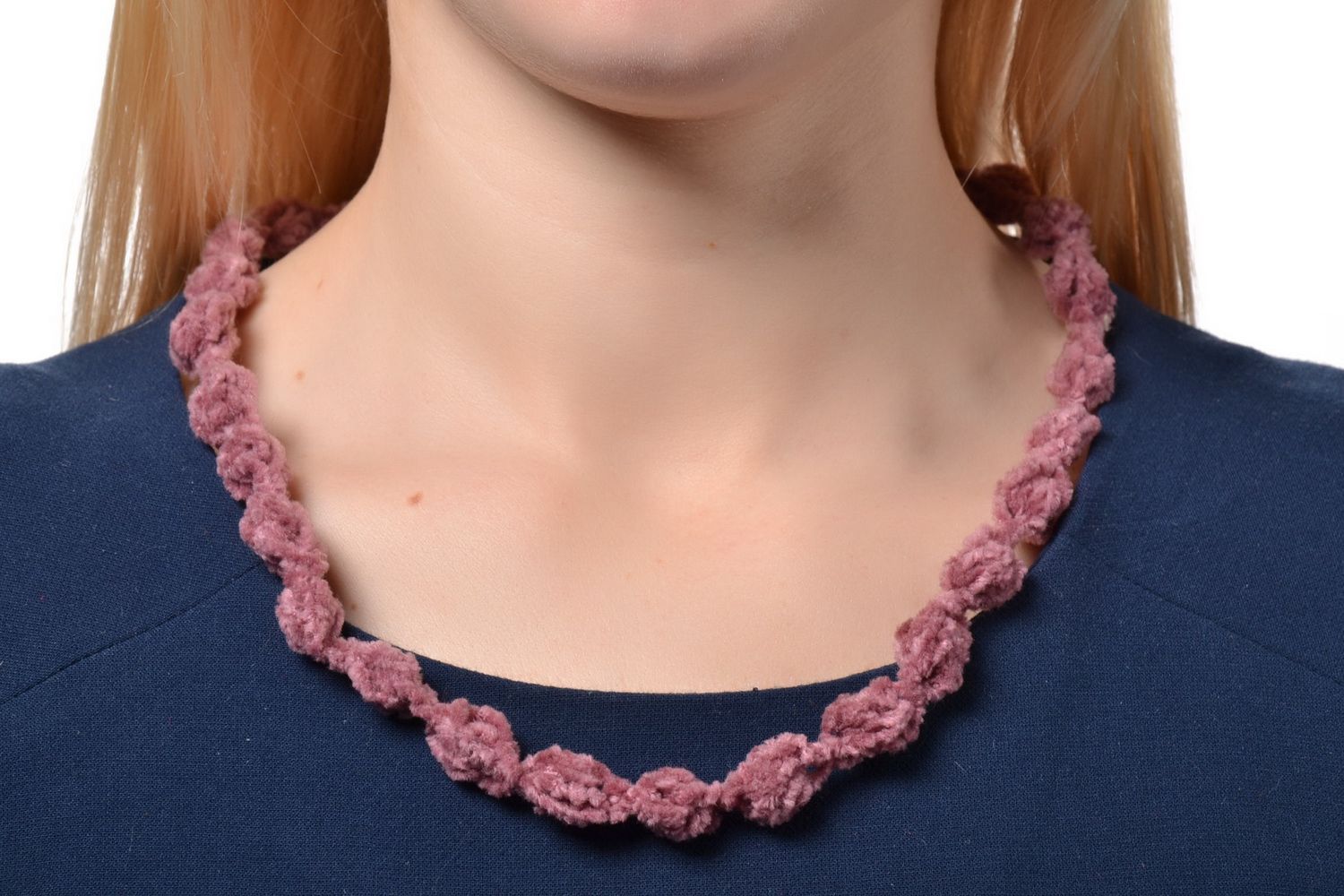 Textile necklace-bracelet photo 1