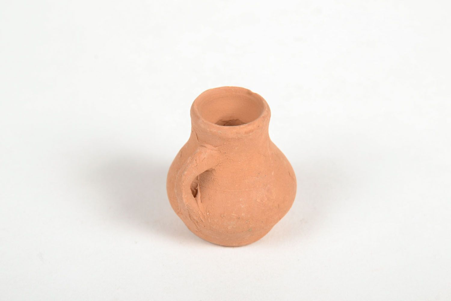 Petite cruche en céramique faite main originale décorative brun clair joli photo 3