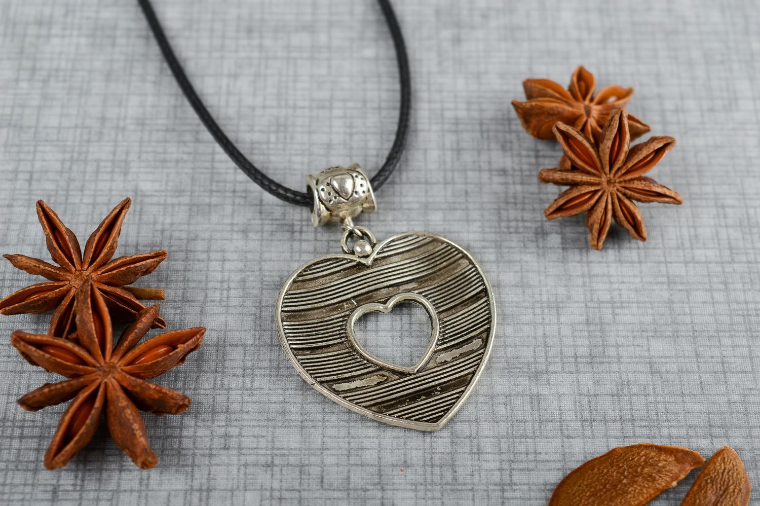 Handmade heart pendant women metal pendant fashion jewelry gift for girls photo 1
