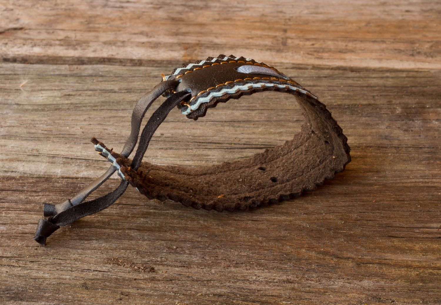 Bracelet made ​​of leather and suede photo 4
