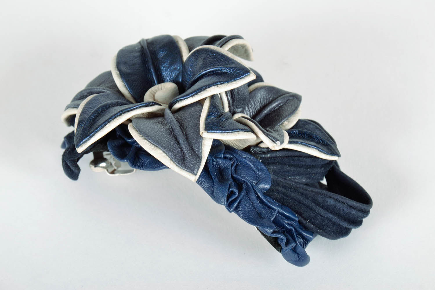 Hair clip made ​​of genuine leather photo 3