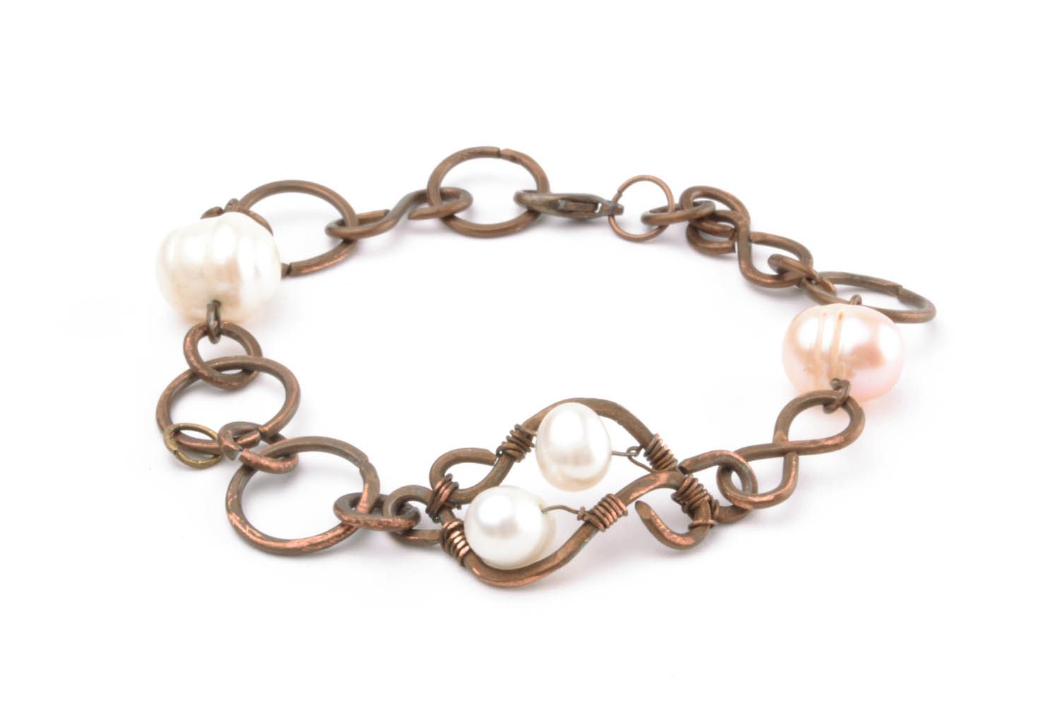 Copper bracelet with pearls  photo 1