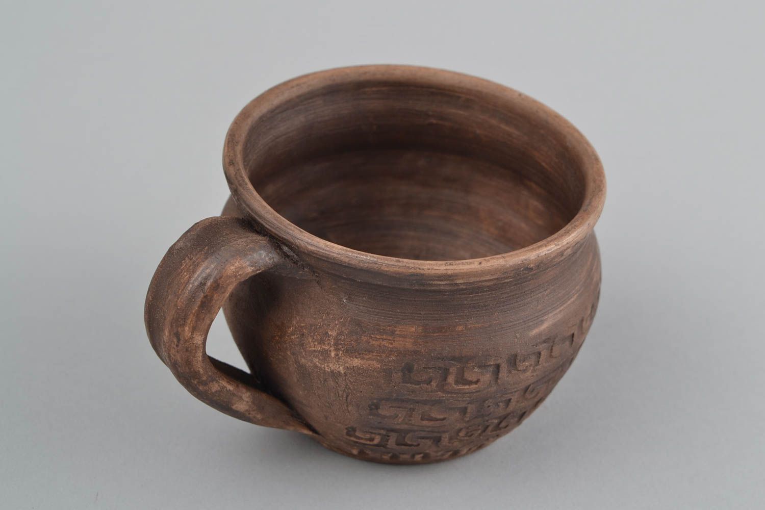 Large 16 oz clay cup with handle and Mayan pattern photo 3