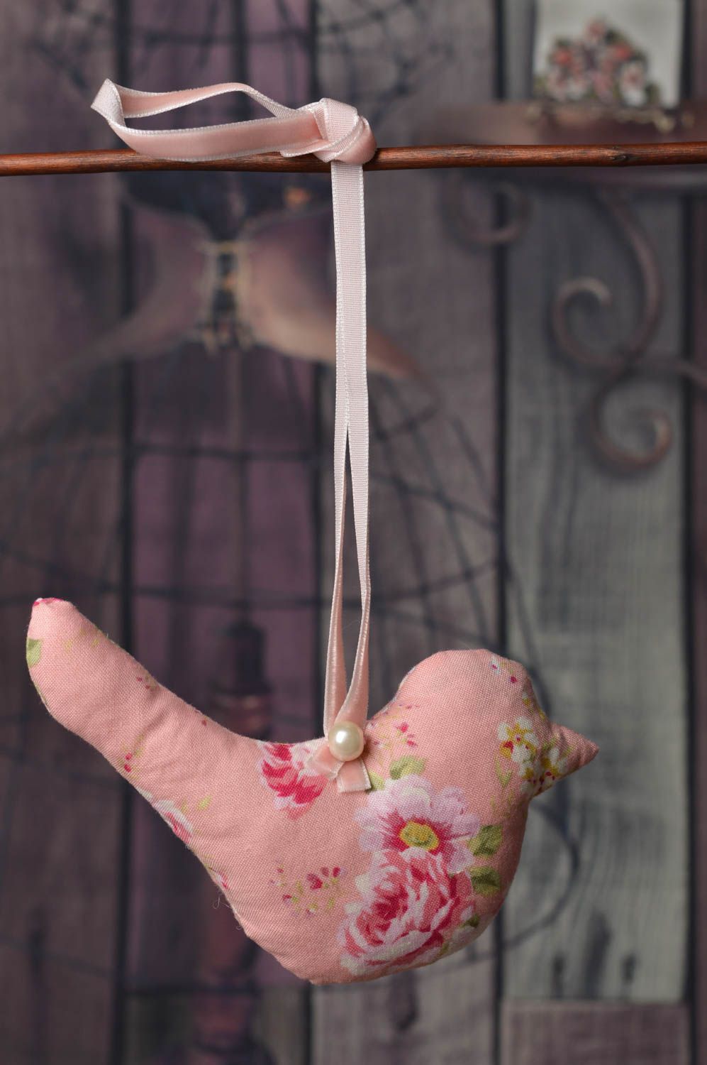 Handmade rosa Kuscheltier Vogel Deko Anhänger Wohn Accessoire blumig zart foto 1
