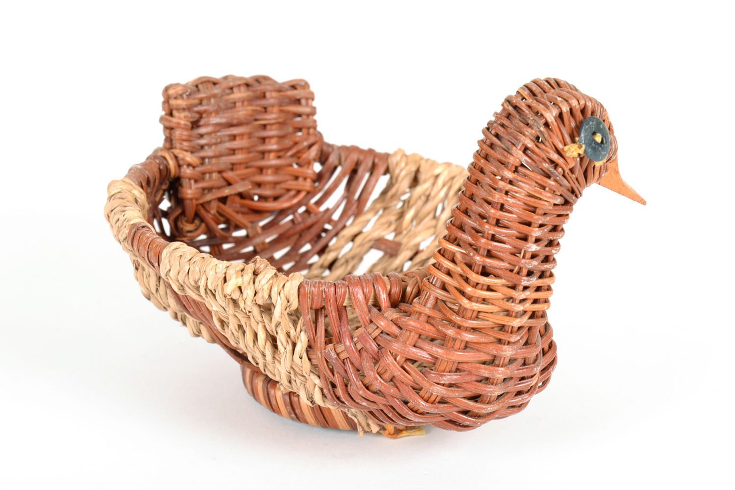 Handmade wicker basket  photo 2