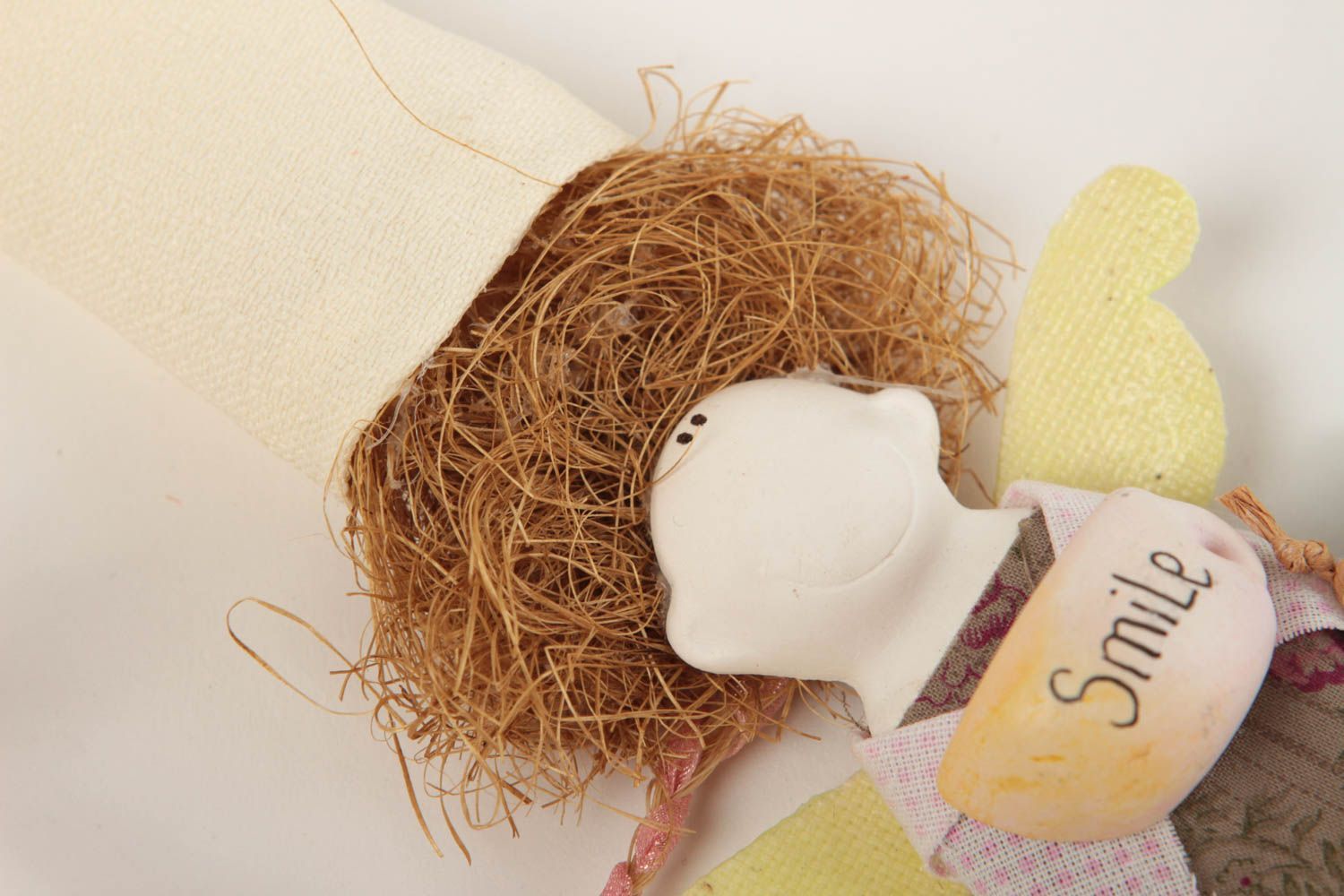 Кукла ручной работы с петелькой декор для дома тряпичная кукла в длинном колпаке фото 3