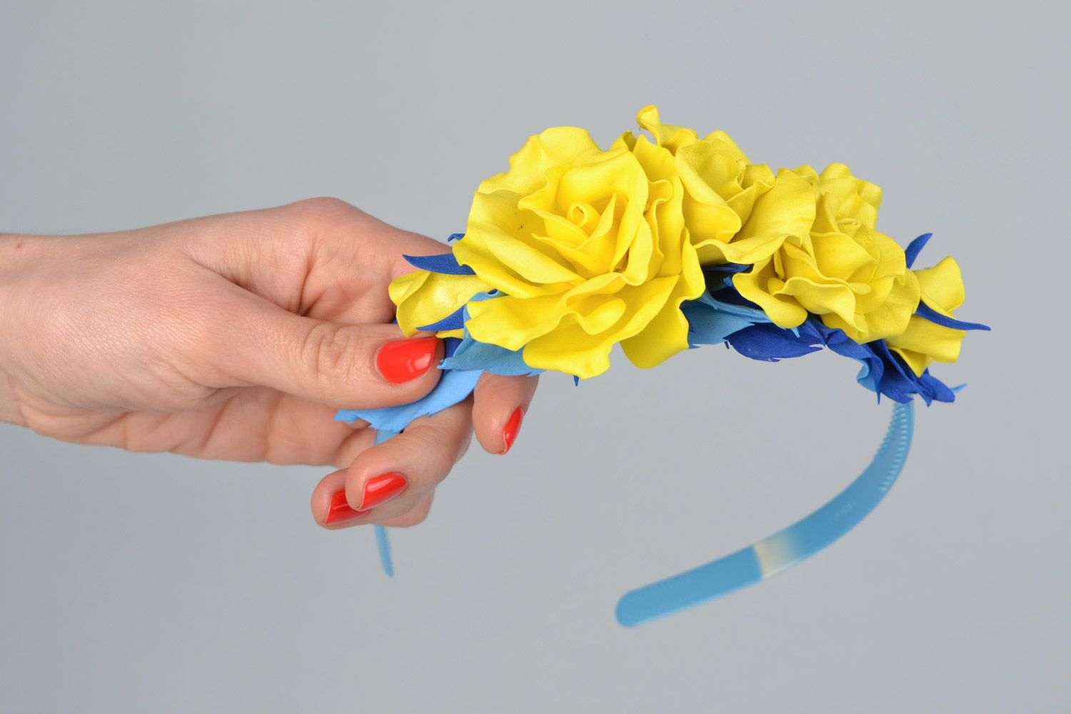 Handmade designer headband with plastic suede roses in yellow and blue colors photo 2