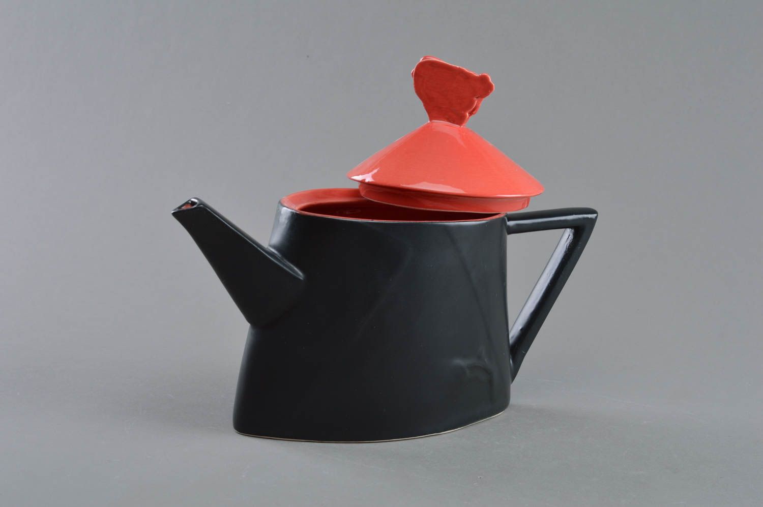 Фарфоровый чайник для заваривания ручной работы расписной черный с красным фото 2