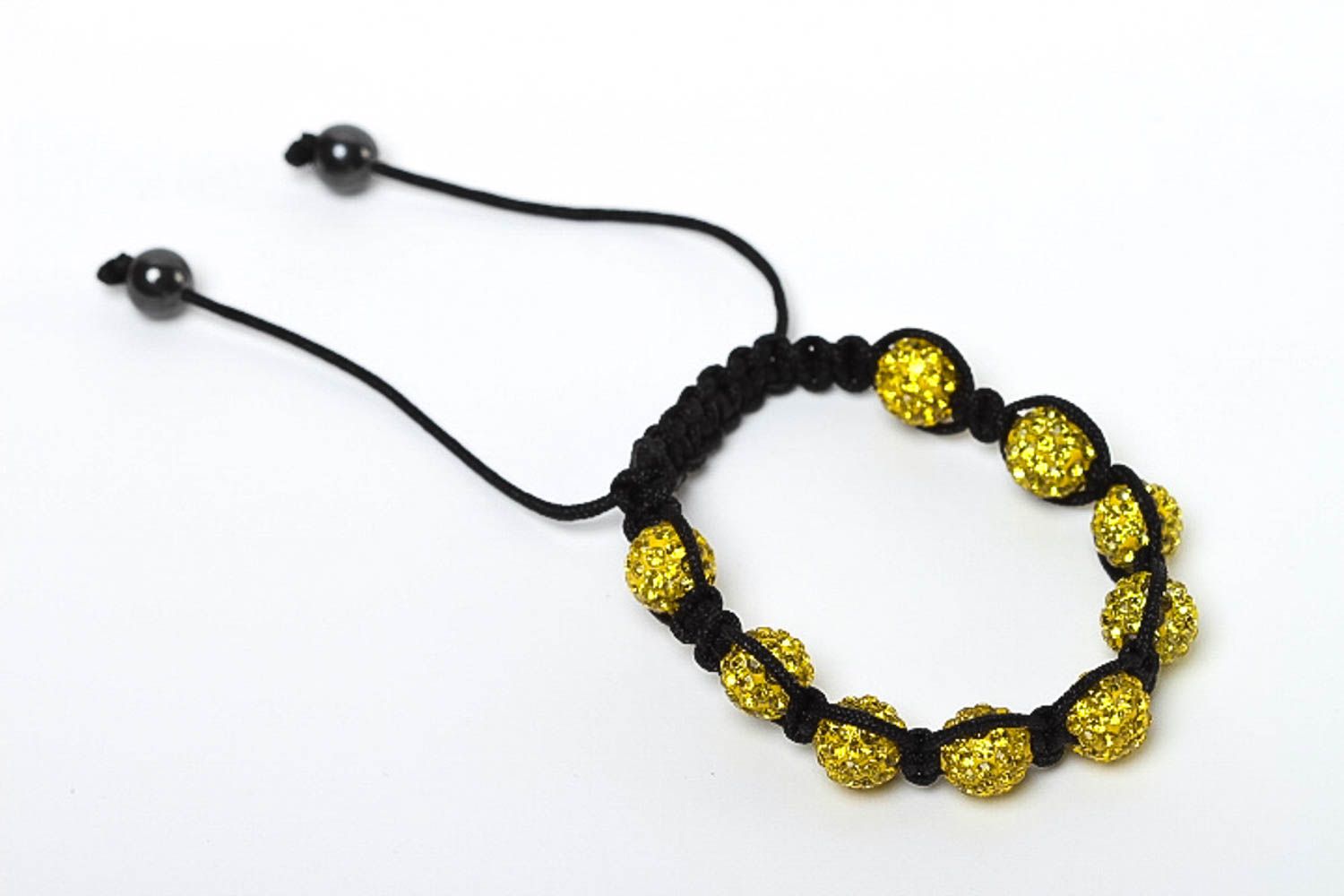 Bracelet tendance Bijou fait main avec perles fantaisie jaunes Accessoire femme photo 2