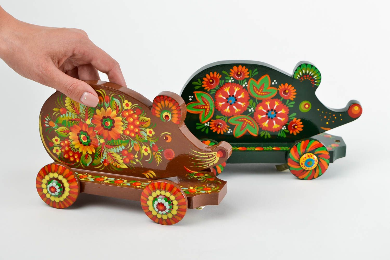 Игрушки ручной работы игрушки из дерева детские игрушки две мышки с орнаментом фото 2