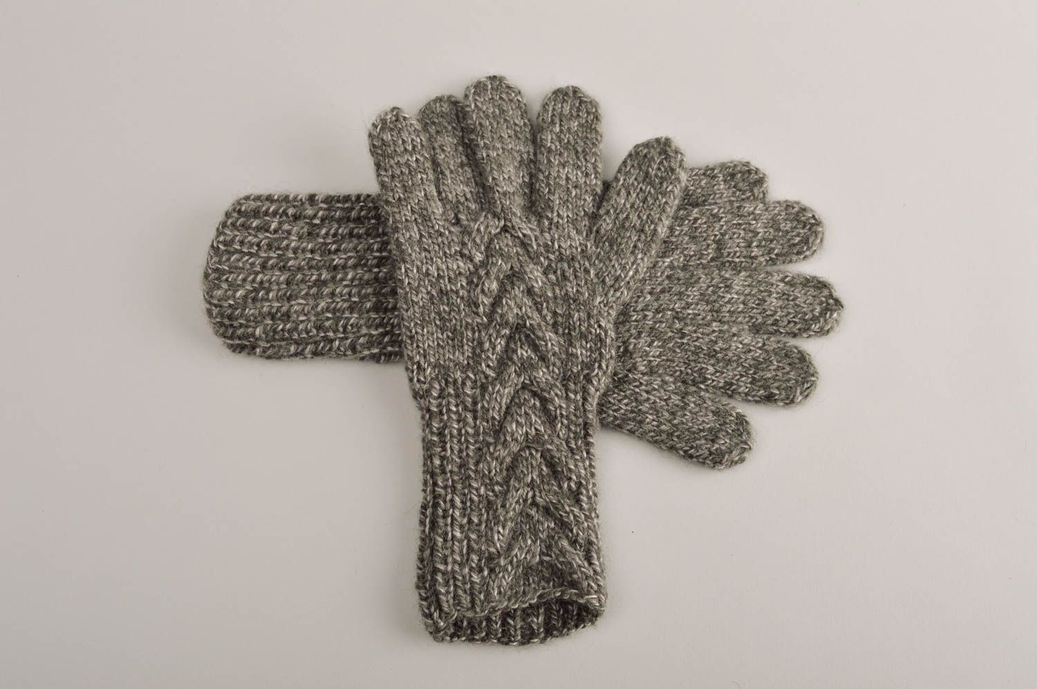 Gants tricot Accessoire femme fait main de fils de demi-laine Cadeau femme photo 4
