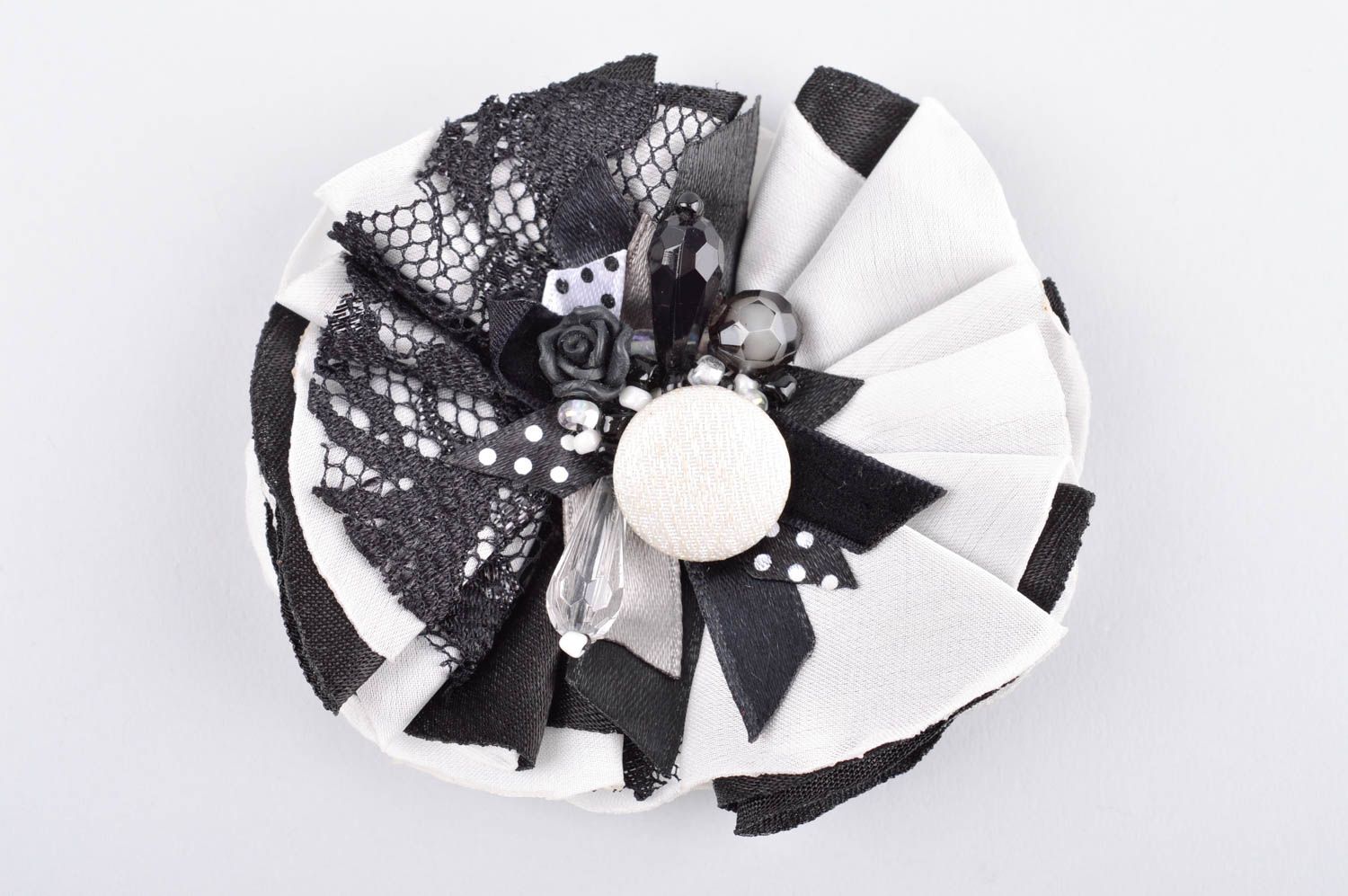 Broche textile Bijou fait main noir-blanc grand original Accessoire femme photo 2