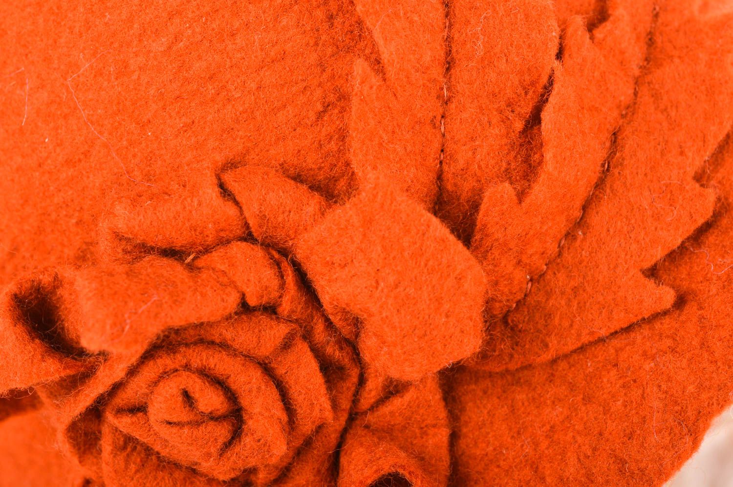 Головной убор ручной работы валяная шапка оранжевая авторская шерстяная шапка фото 4