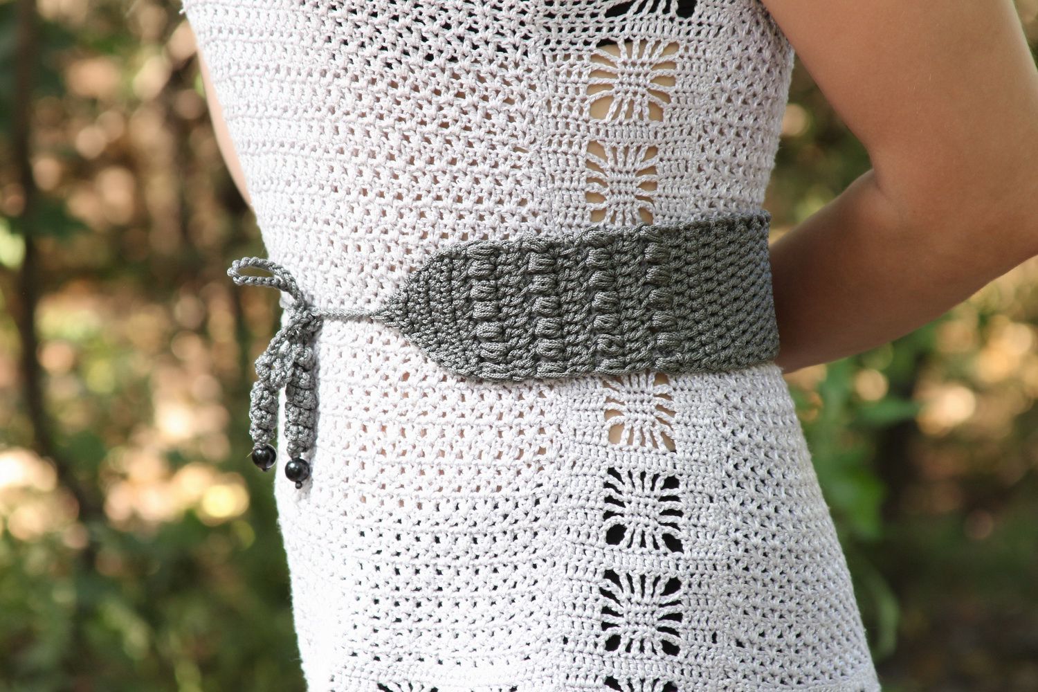 Knitted grey wide belt photo 1
