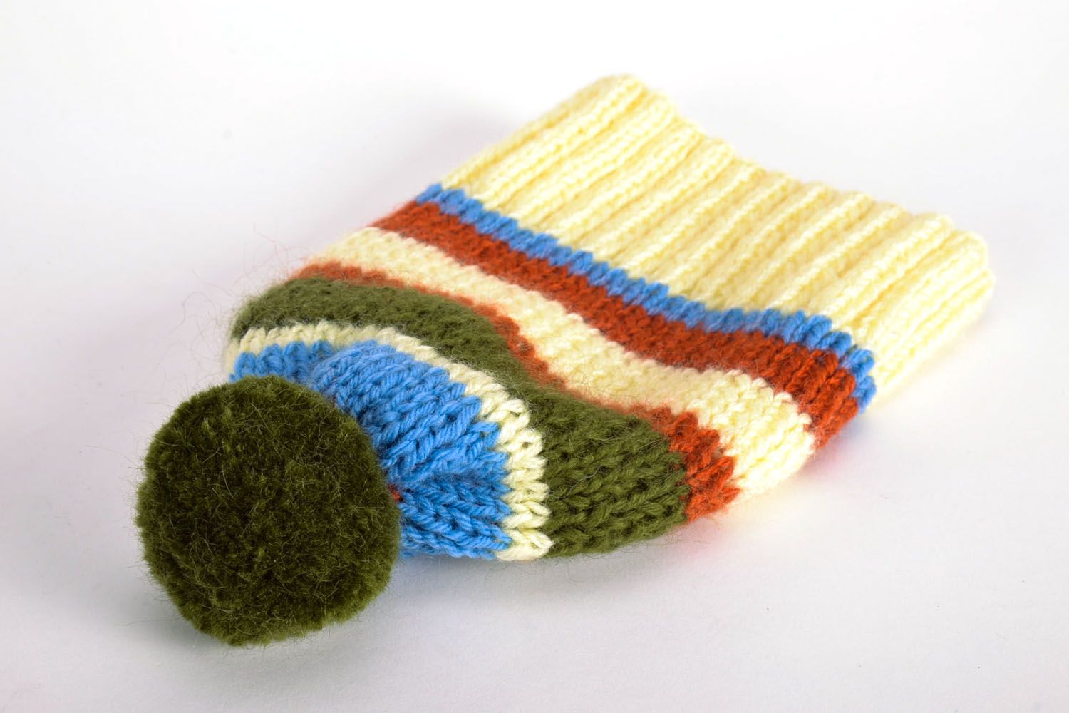 Striped knitted hat photo 2