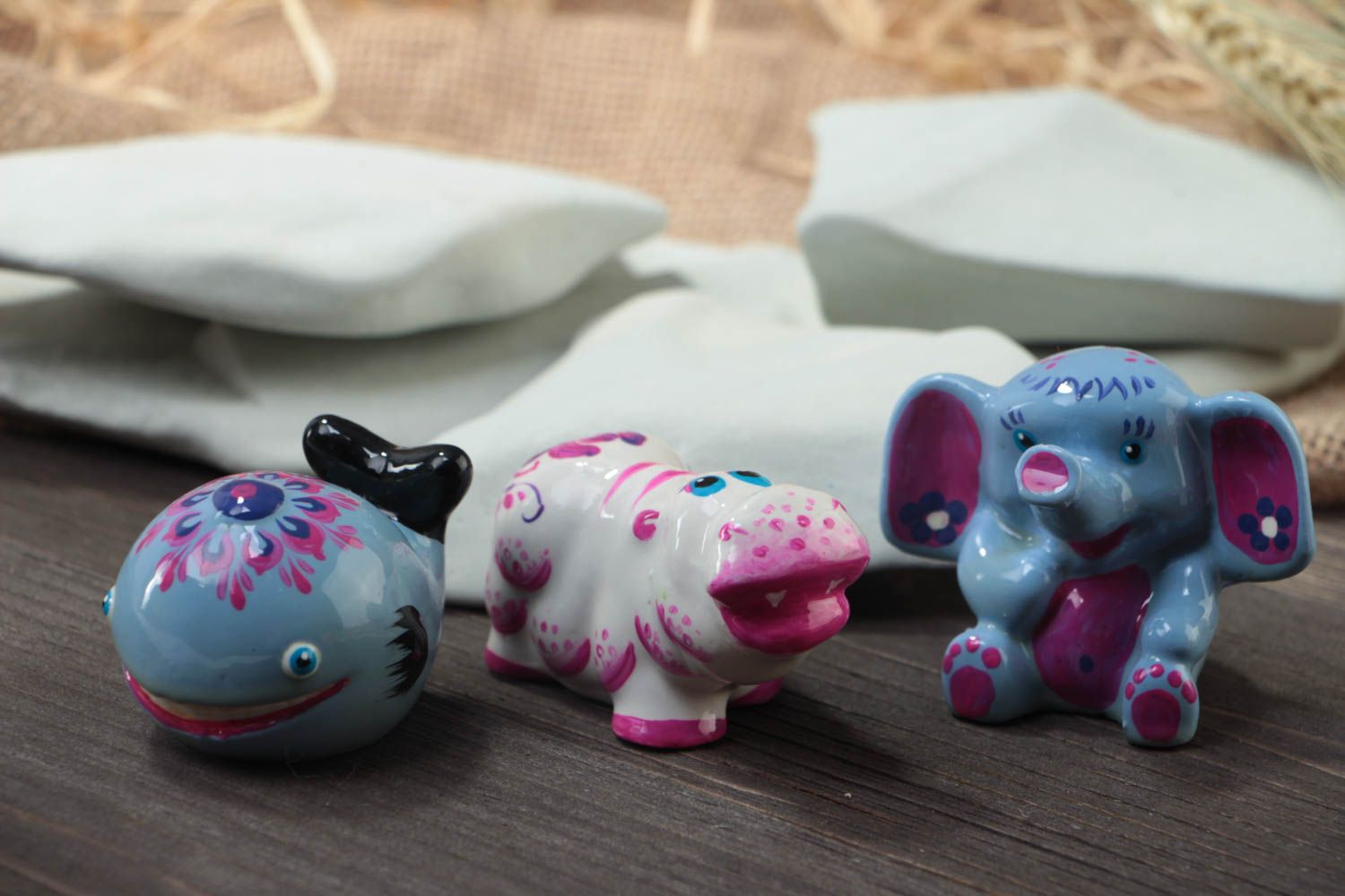 Ensemble de figurines plâtre faites main 3 pièces Baleine Hippopotame Éléphant photo 1