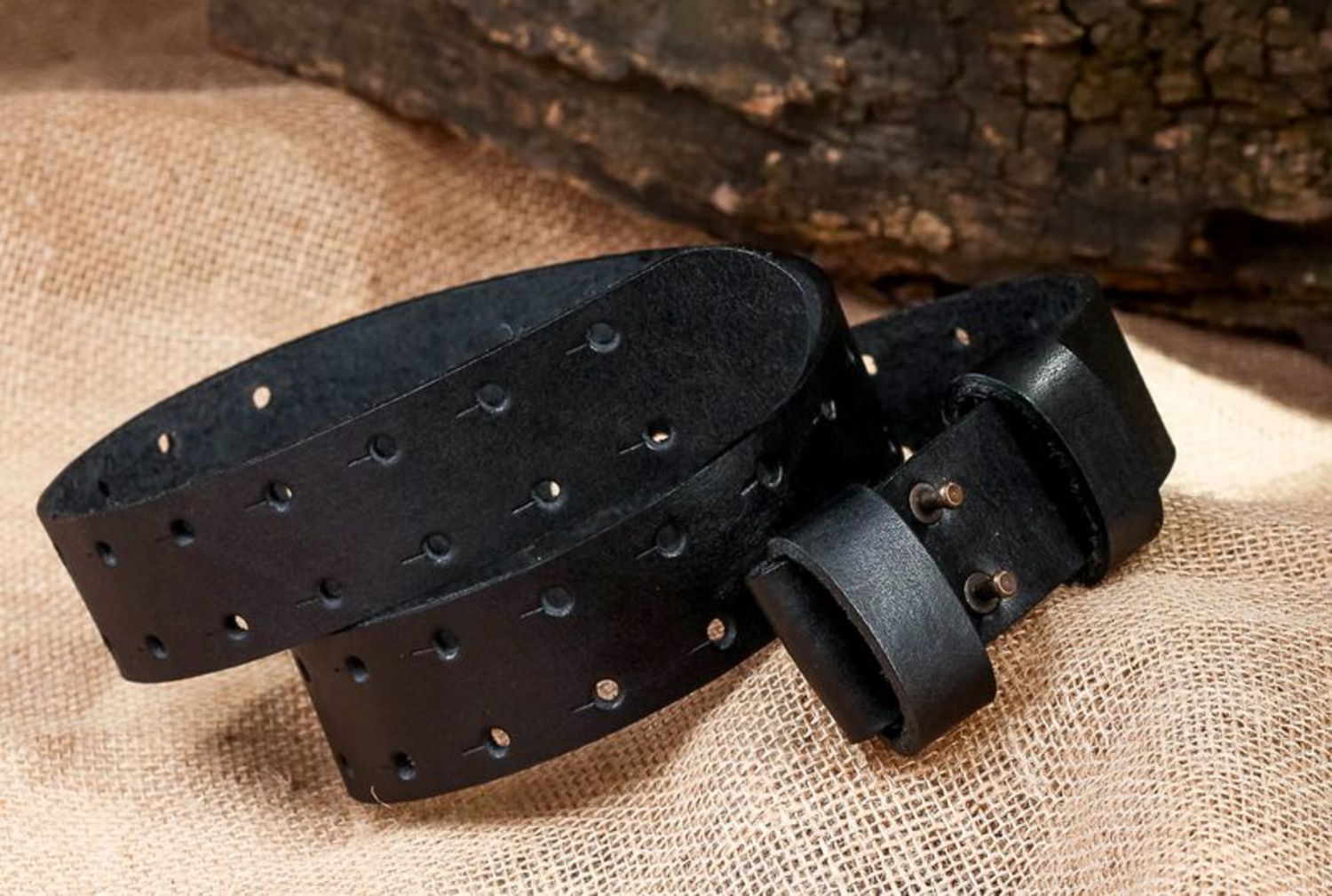 Black leather belt photo 1